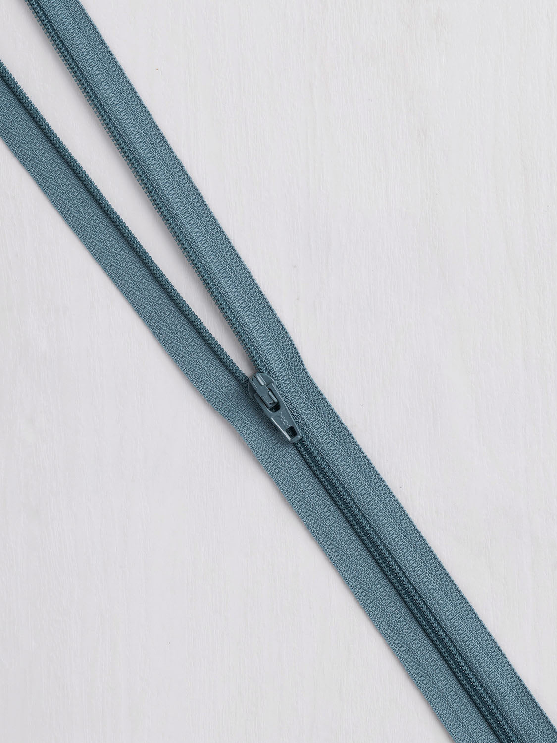 22' Recycled Nylon Zipper - 15 Colours | Core Fabrics