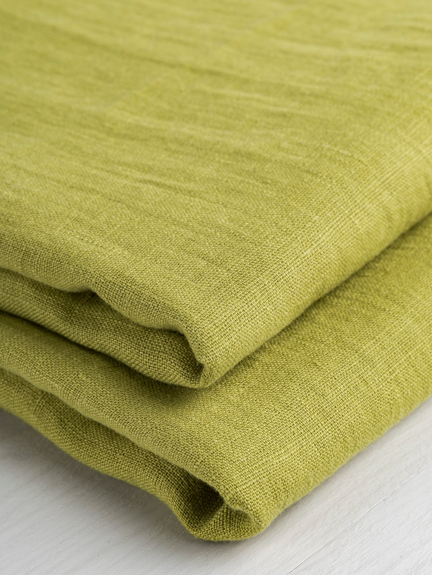 F-LIN020-043-Midweight-European-Linen-Lime-Core-Fabrics-fold.JPG