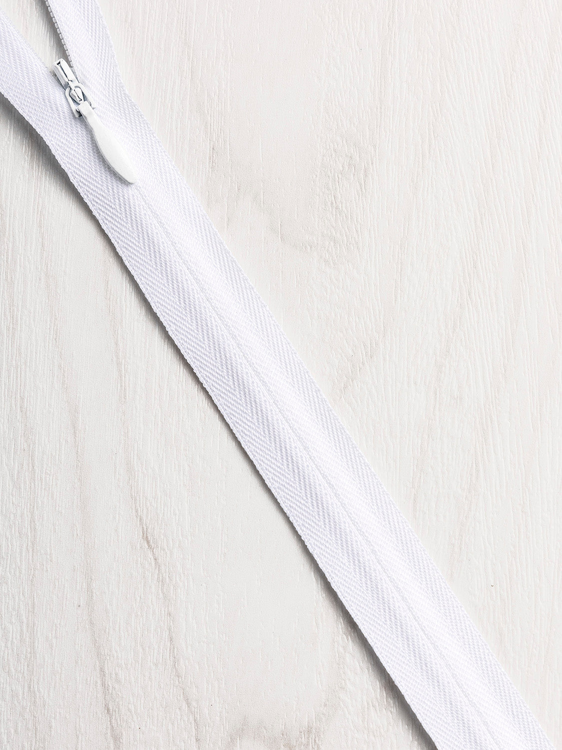 22" Invisible YKK Zipper - 21 Colours