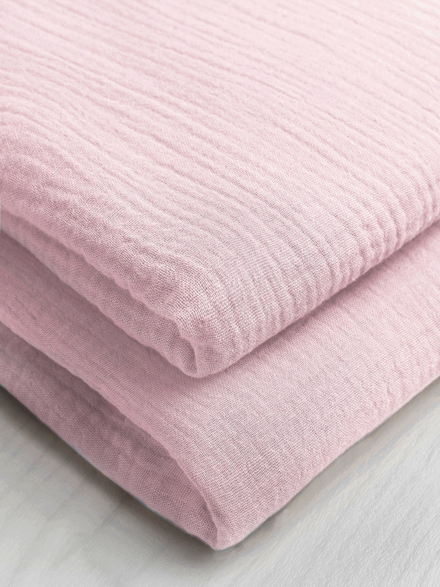 F-COT102-018-Organic-Cotton-Double-Gauze-Soft Pink-Core-Fabrics-fold