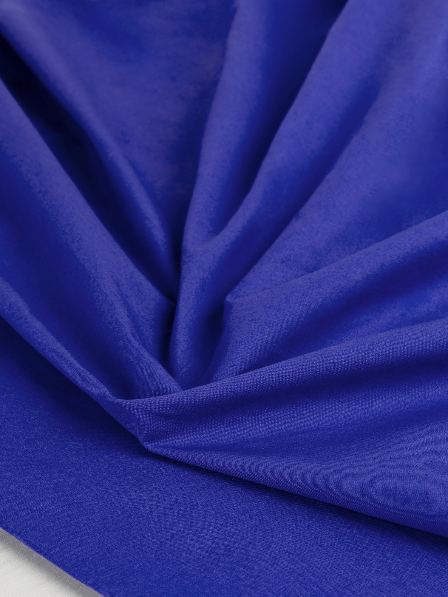 F-COT250-012-Signature-Crisp-Cotton-Poplin-Blue-Adventurine-Core-Fabrics-scrunched.JPG