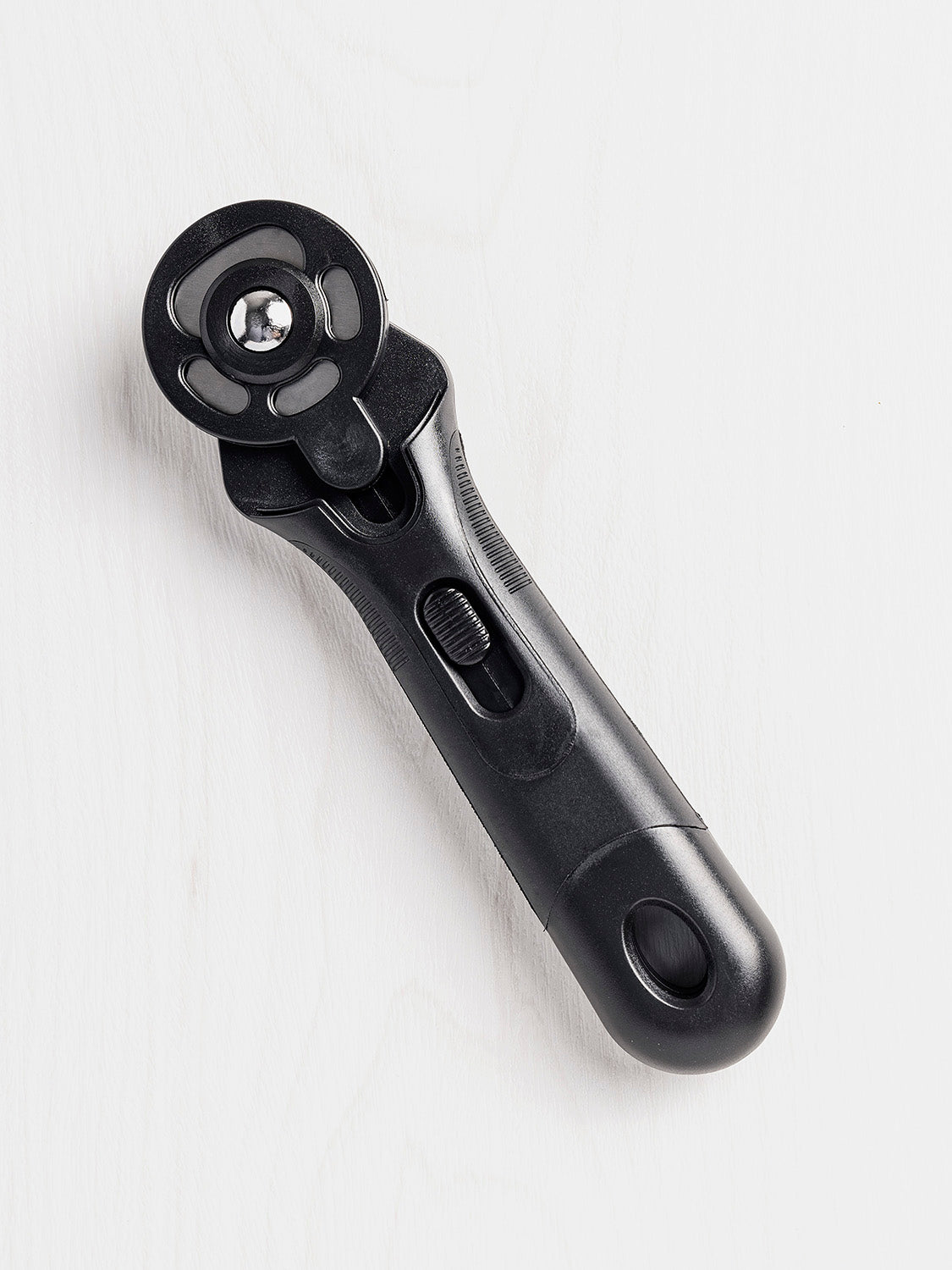 45-mm LDH Ambidextrous Rotary Cutter - Midnight Black | Core Fabrics