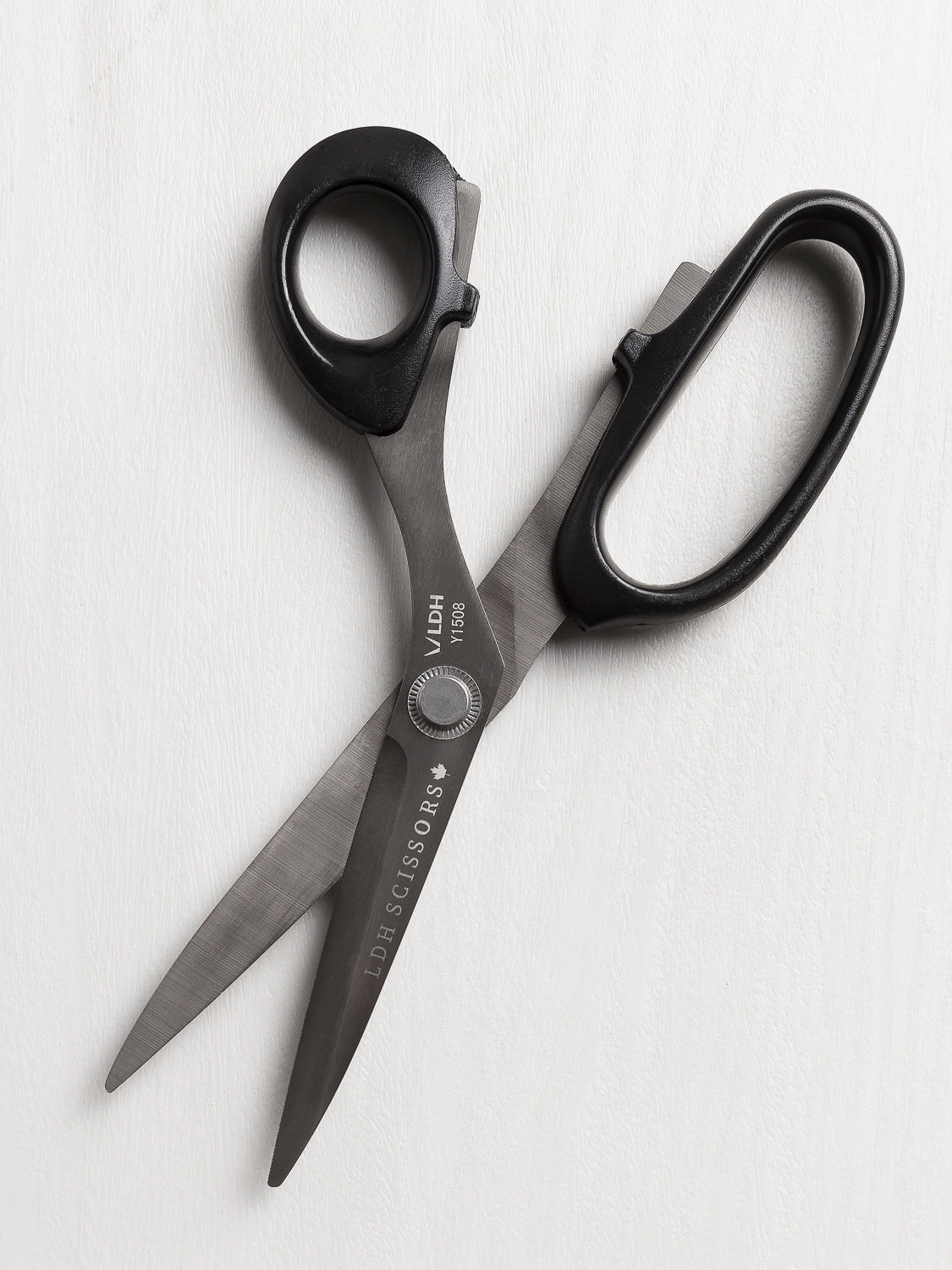 8” Black Lightweight LDH Scissors | Core Fabrics