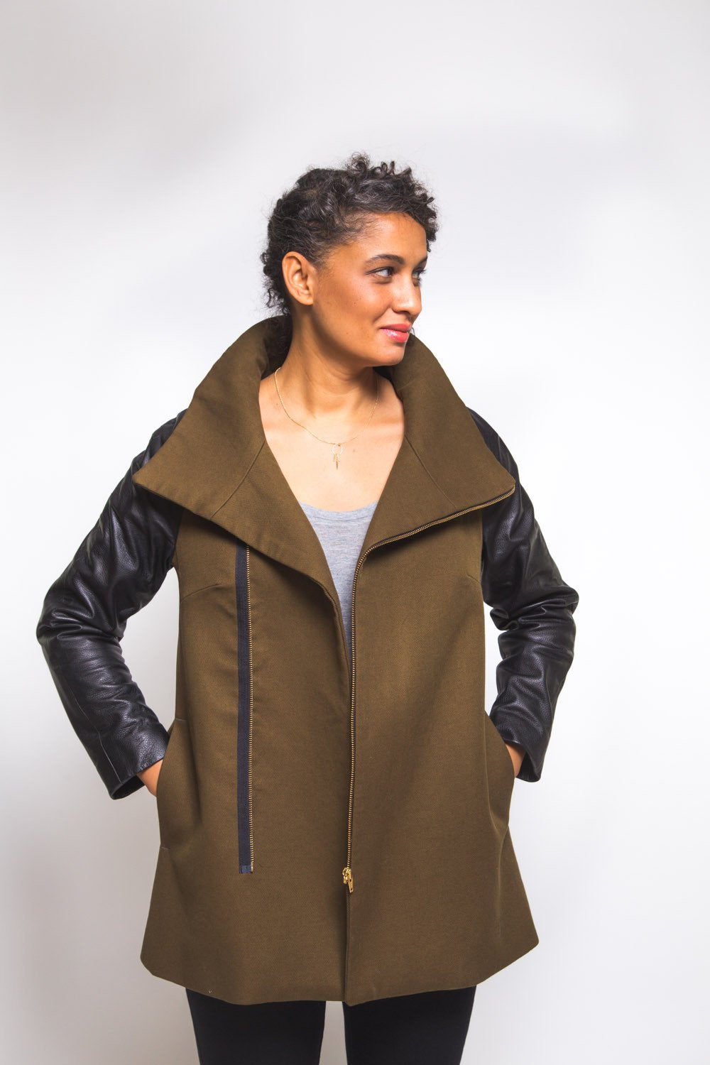 Clare_Coat_Pattern_Coat_sewing_pattern-8_2ac2fc6c-6bbd-4e14-b272-e14c0f71cd63 | Core Fabrics