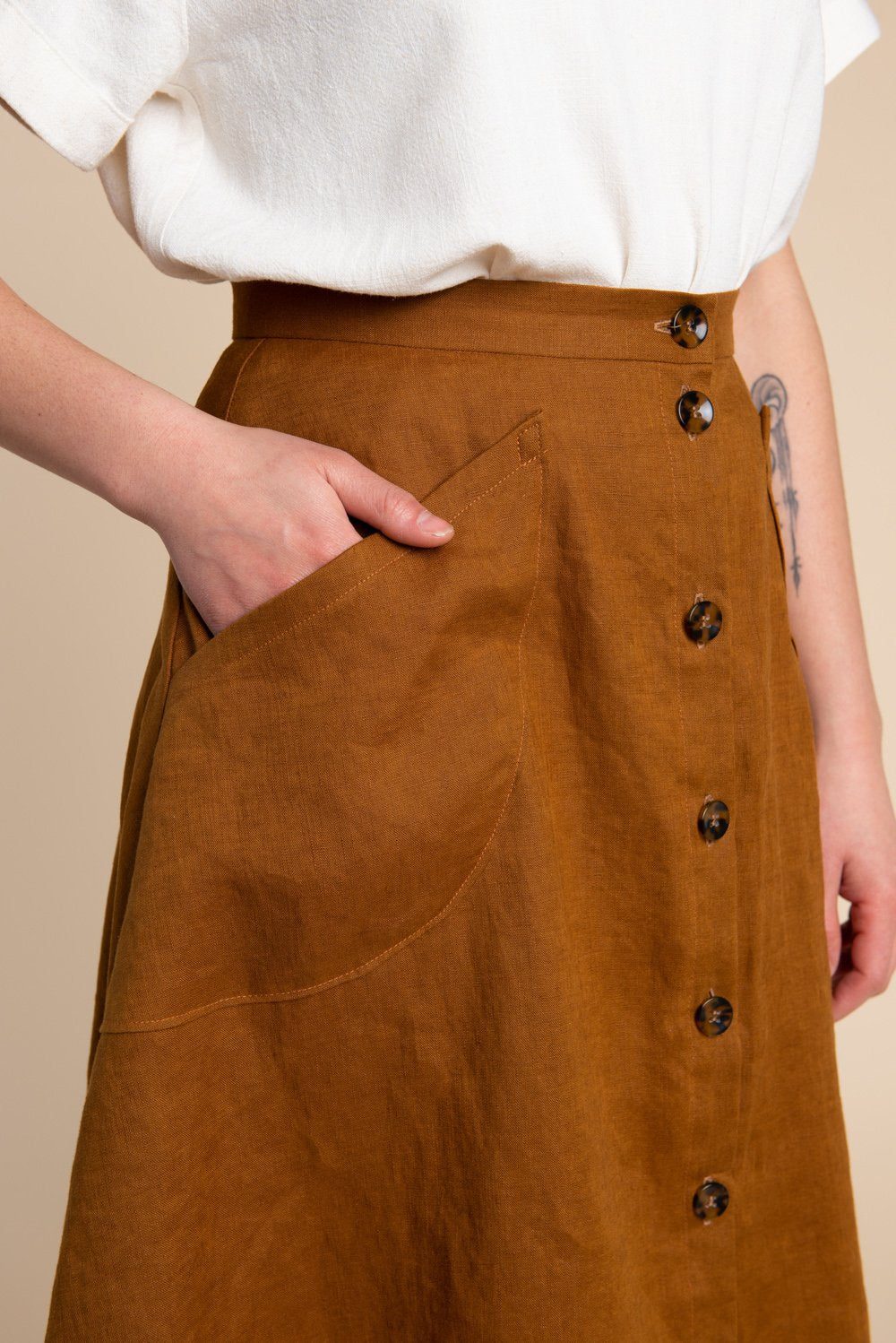 Fiore_Skirt_Pattern_Closet_Case_Patterns-8_81bafe7e-bb85-4ef0-8978-fbed09b1388b | Core Fabrics