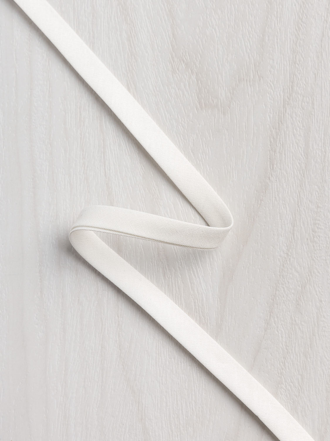 Double-Fold Cotton Poplin Bias Tape - 3/8' (10mm) wide - Cream | Core Fabrics