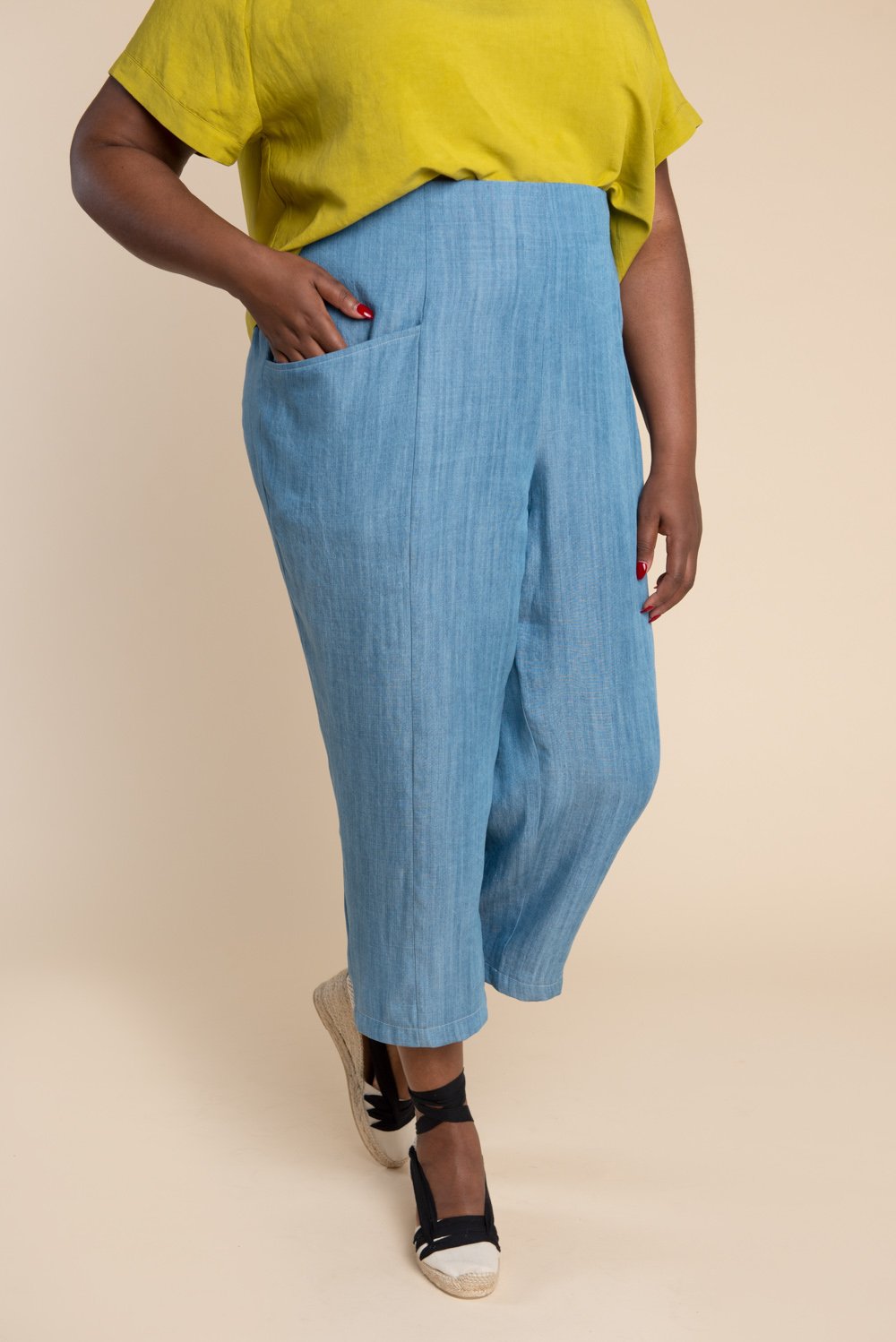 Pietra_Pants_Shorts_Pattern_Closet_Case_Patterns-31_61cd21c5-ea4e-450a-b727-8a0e08276c79 | Core Fabrics