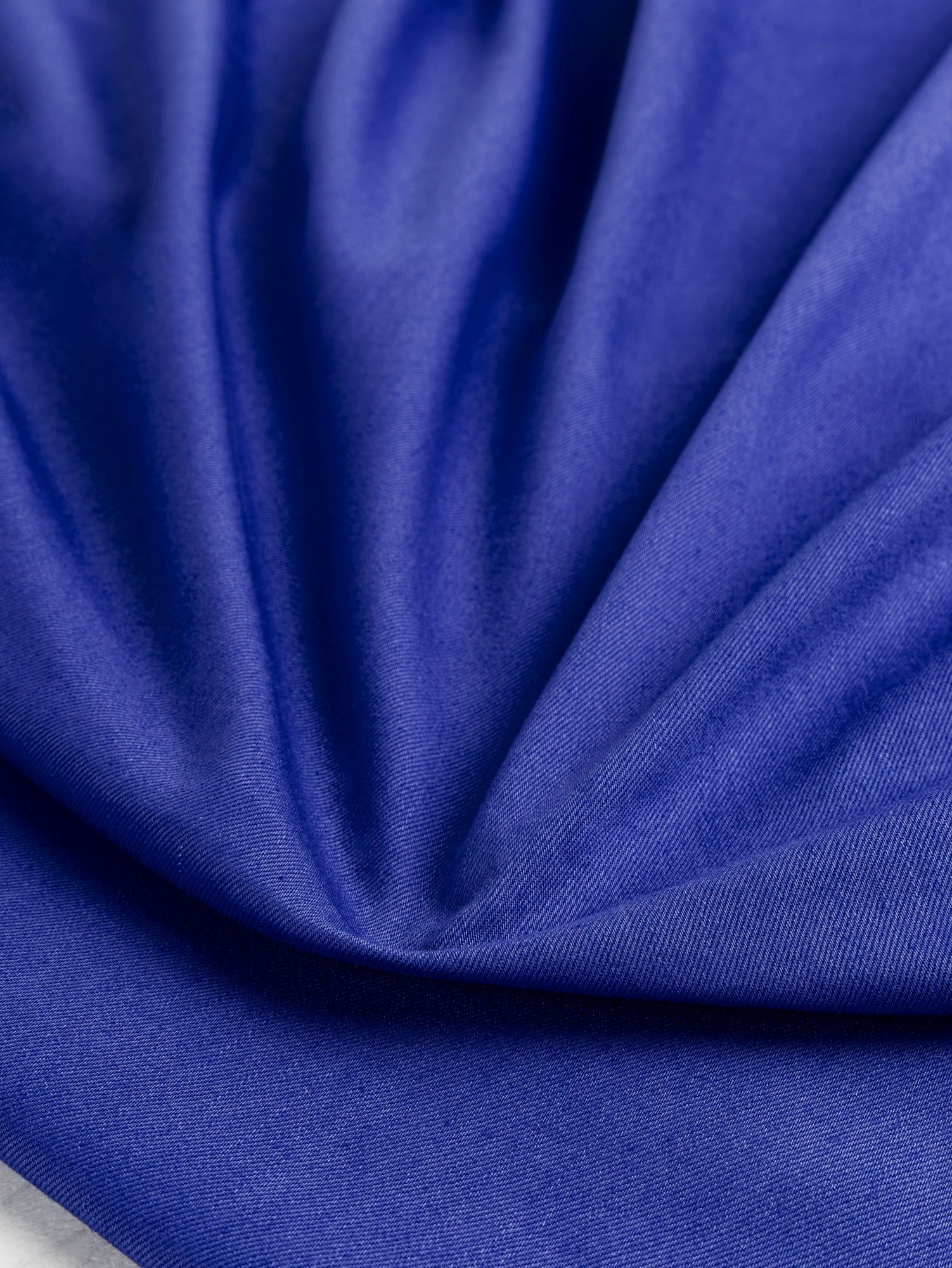 F-DEN022-005-10oz-Organic-Cotton-Stretch-Bull-Denim-Cobalt-Core-Fabrics-scrunched.JPG