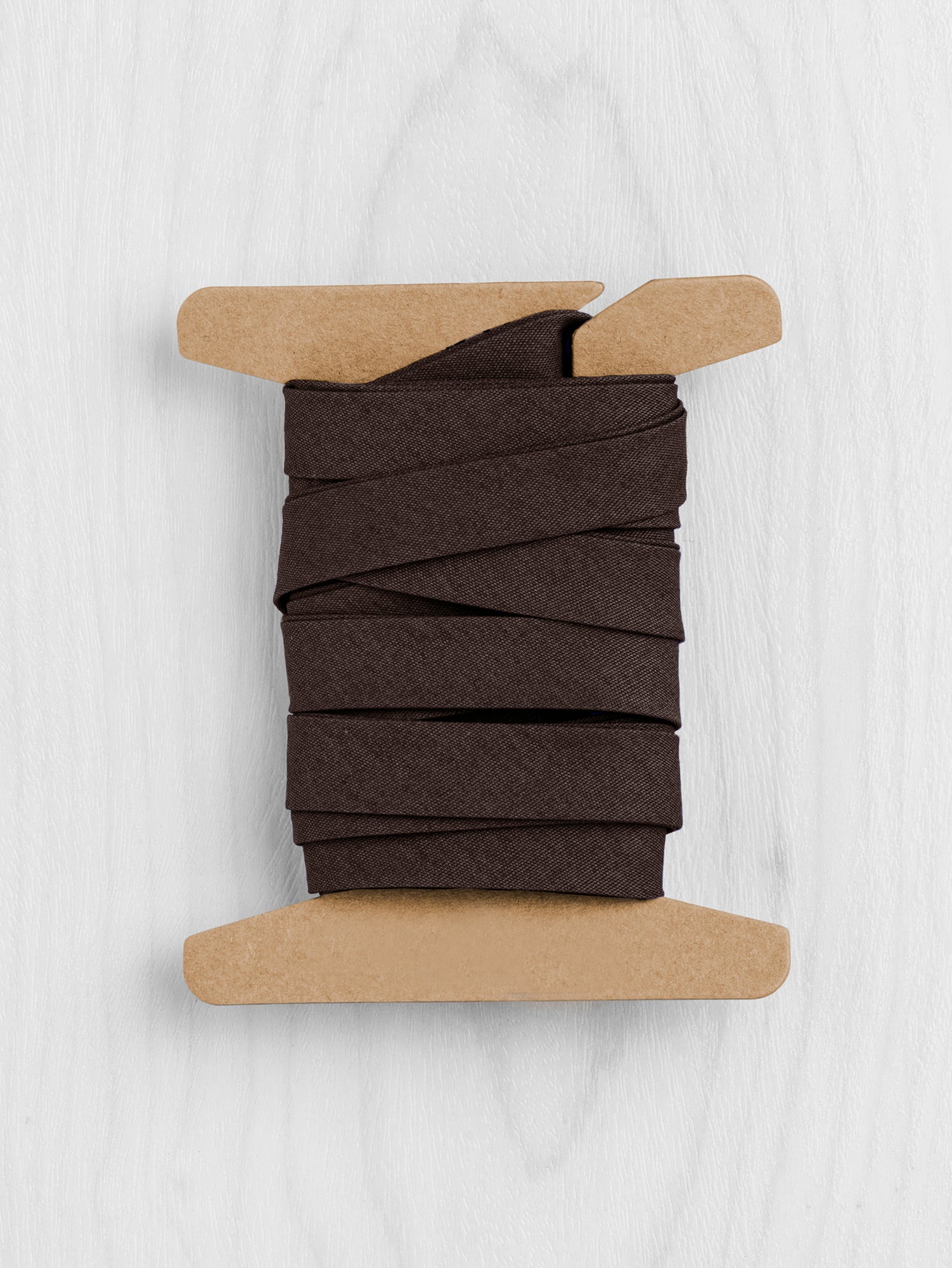 N-BIA002-015-Double-Fold-Cotton-Poplin-Bias-Tape-1-2-13mm-wide-Chocolate-Core-Fabrics