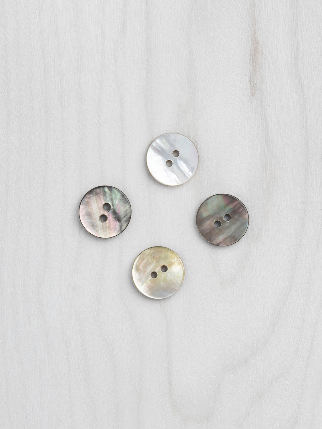 Black Mother-Of-Pearl Shell Buttons | Core Fabrics