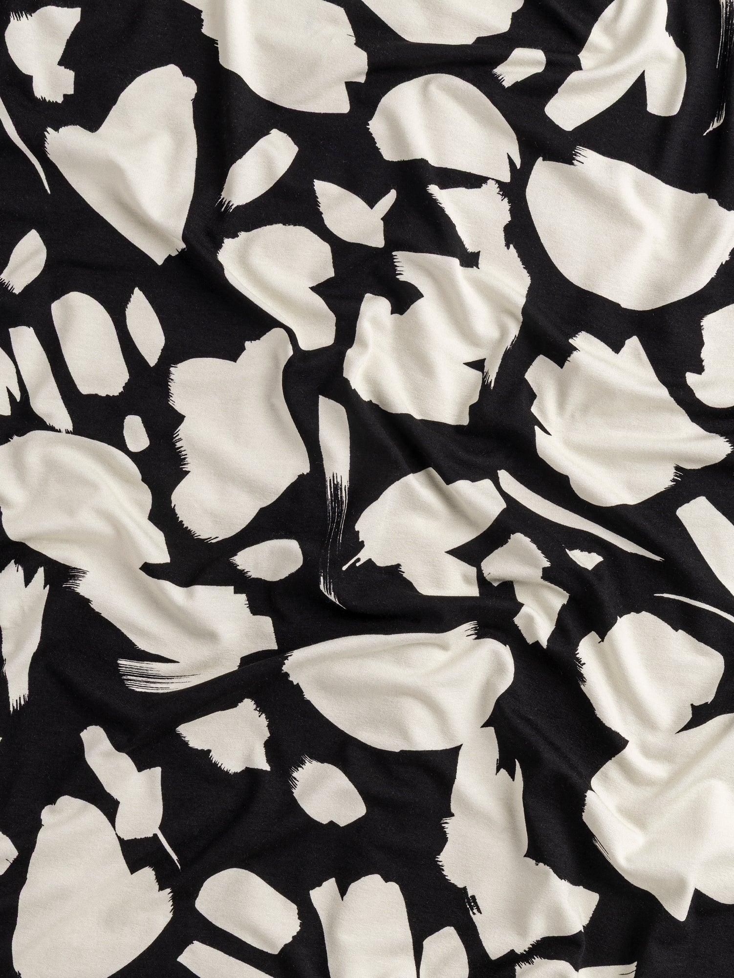 F-VIS269-Abstract-Brushstroke-Viscose-Knit-Black-Cream-Core-Fabrics-scrunched-1.JPG