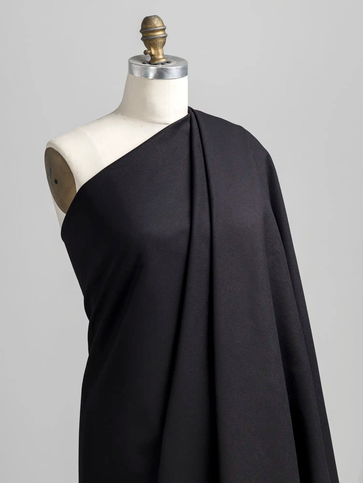 F-COT483-001-Classic-Non-Stretch-Cotton-Twill-Black-Core-Fabrics-draped.webp