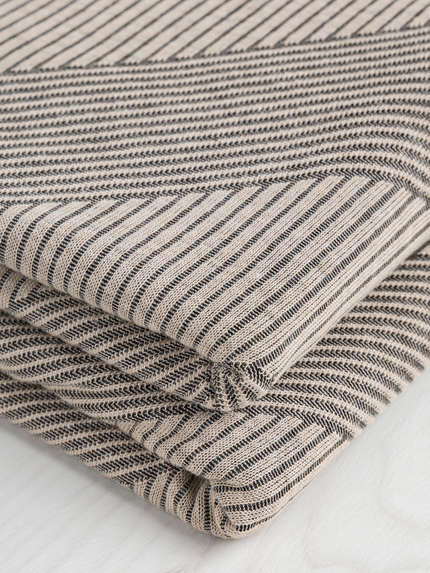 Diagonal Stretch Wide Rib Knit - Beige + Black | Core Fabrics