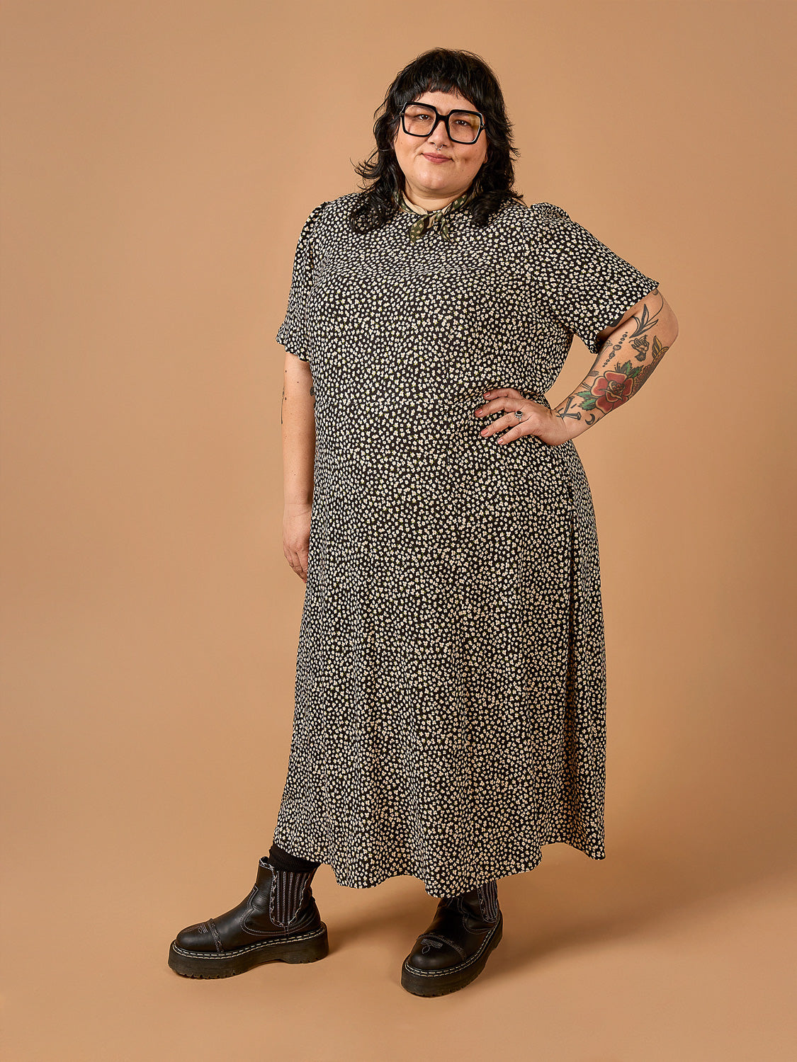 Eleanor Dress Kit | Black Ditzy Daisy Print Viscose Crepe - model | Core Fabrics