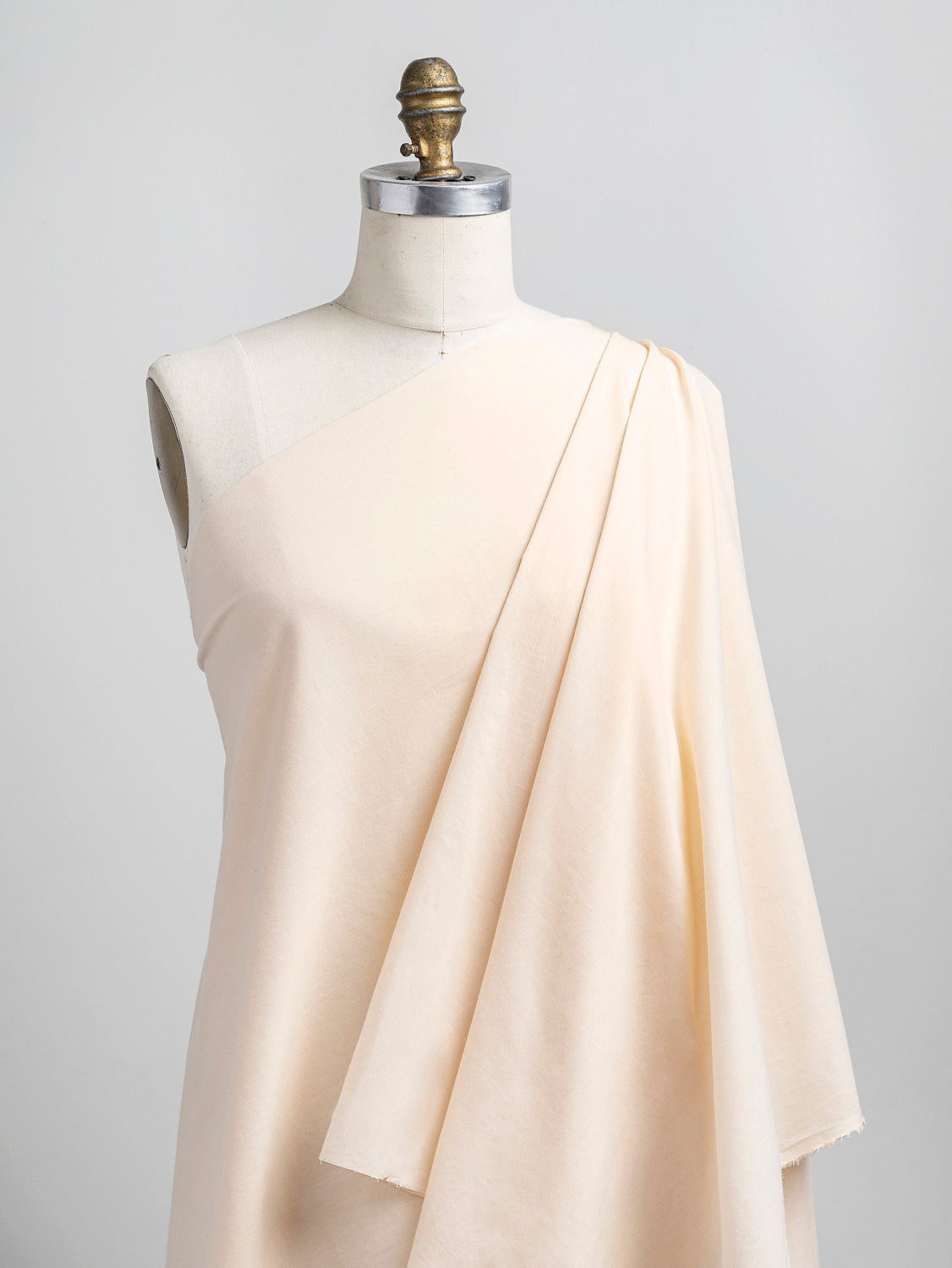 What is Batiste Fabric : Everything You Need to Know