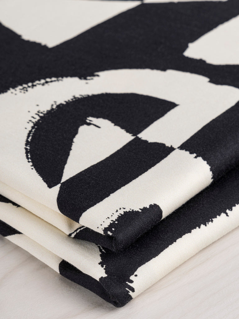 Large Geo Brushstroke Print Stretch Cotton Sateen - Black + White