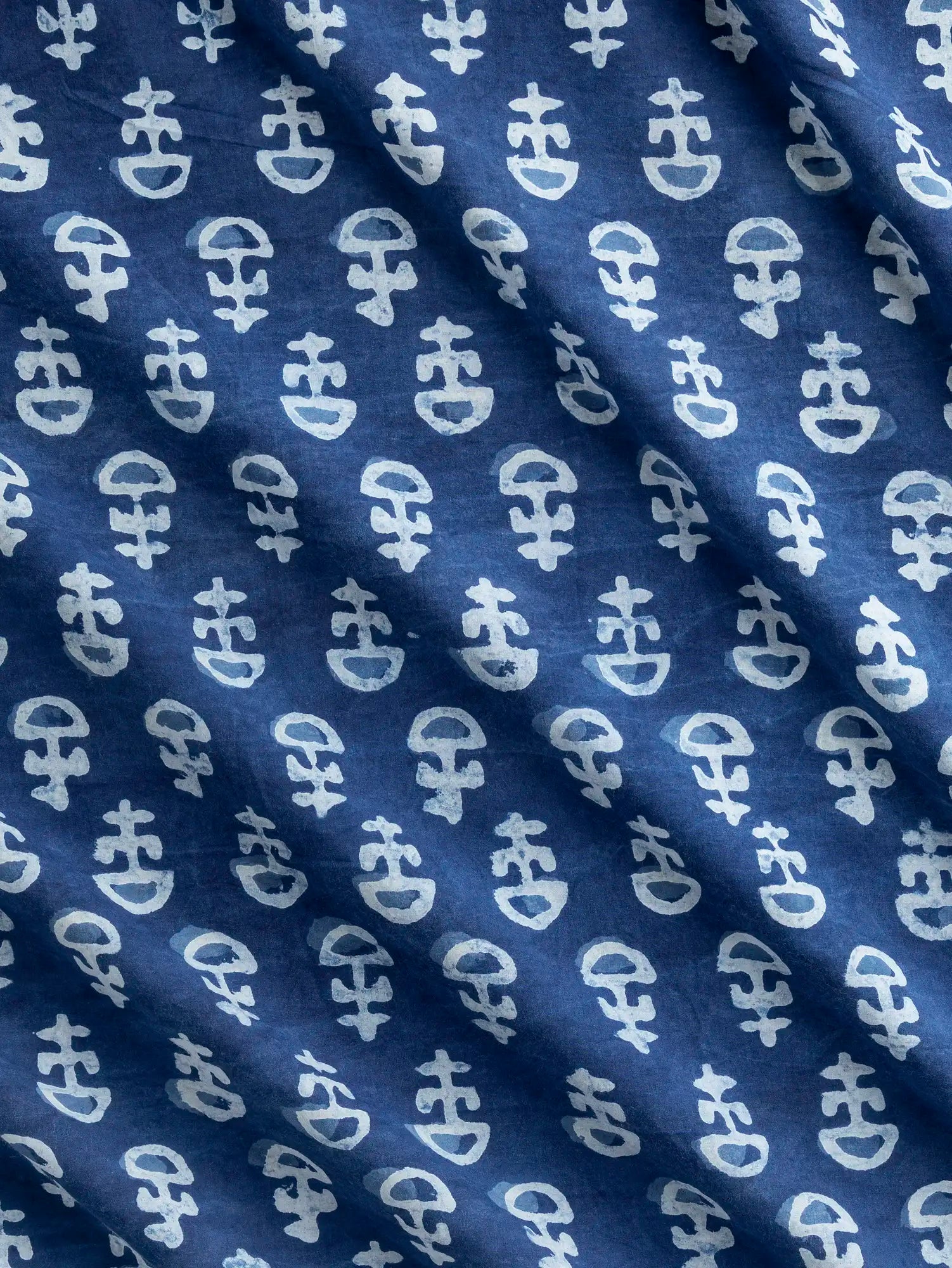 F-COT495-FigureBlock-Print-Cotton-Poplin-Indigo-and-Chambray-Core-Fabrics-scrunched.webp