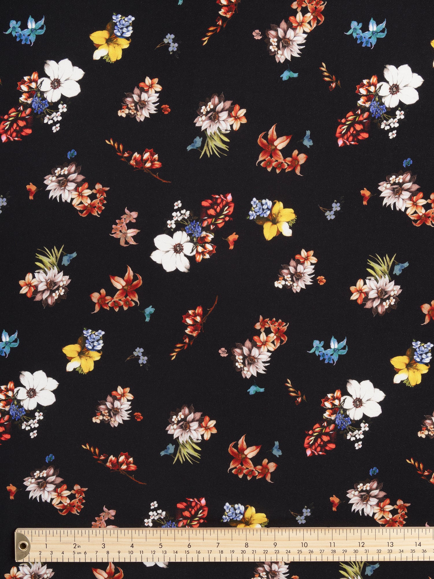 F-DEA061-Floral-Viscose-TwillDeadstock-Black-Multicolour-Core-Fabrics-ruler.JPG