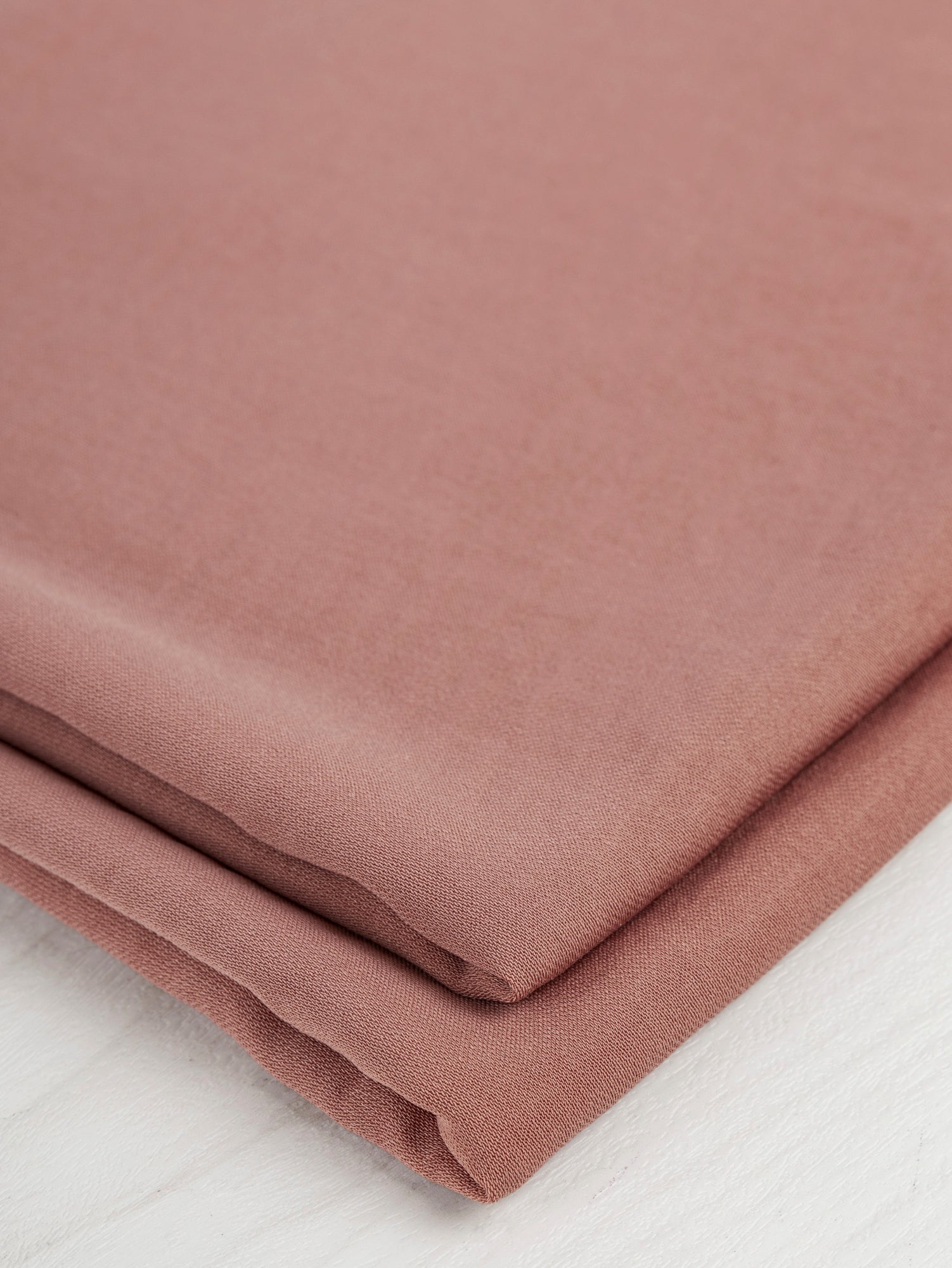 F-DEA052-Flowy-Viscose-Deadstock-Dusty Rose-Core-Fabrics-fold.JPG