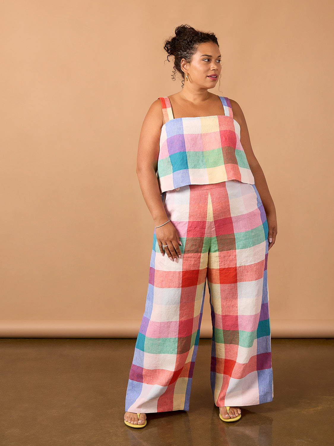 Josephine Set Kit - Vineyard Check European Linen - Model | Core Fabrics