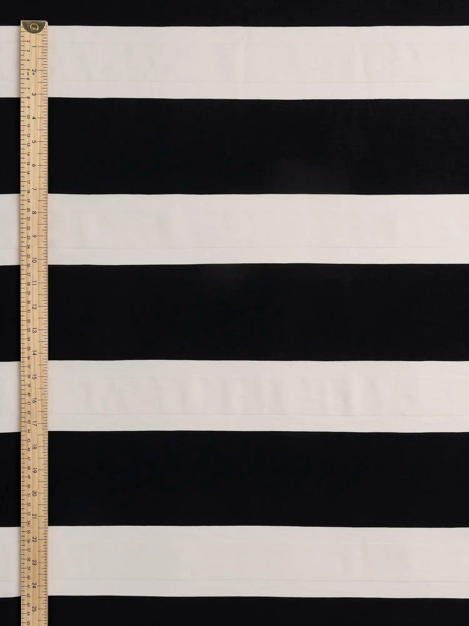F-DEA171-Large-Textured-Stripe-Cotton-Viscose-Twill-Deadstock-Off-White-and-Black-Core-Fabrics-ruler.webp