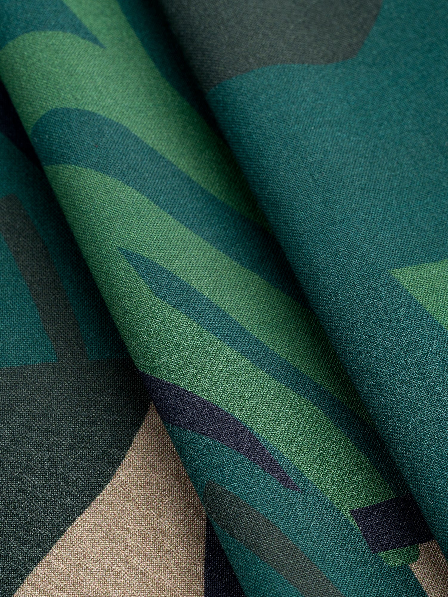 F-VIS263-Large-Vase-Print-Ecovero-Viscose-Green-Navy-and-Beige-Core-Fabrics-fold.JPG