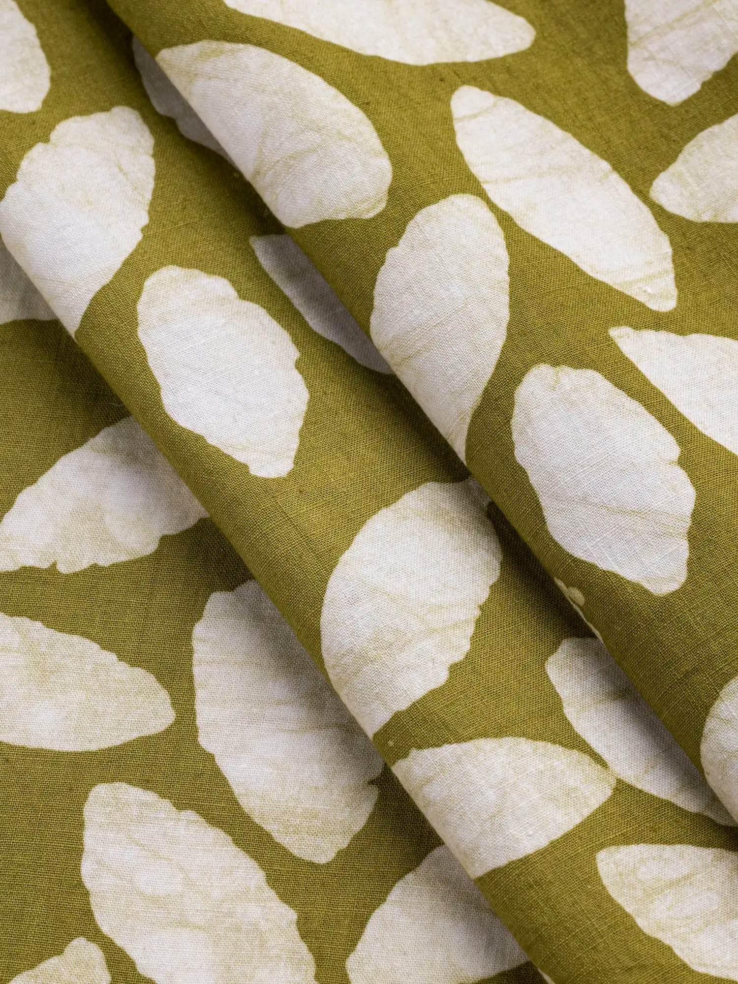 F-COT426-002-Leaf-Artisanal-Cotton-Batik-Celery-Core-Fabrics-fold.webp