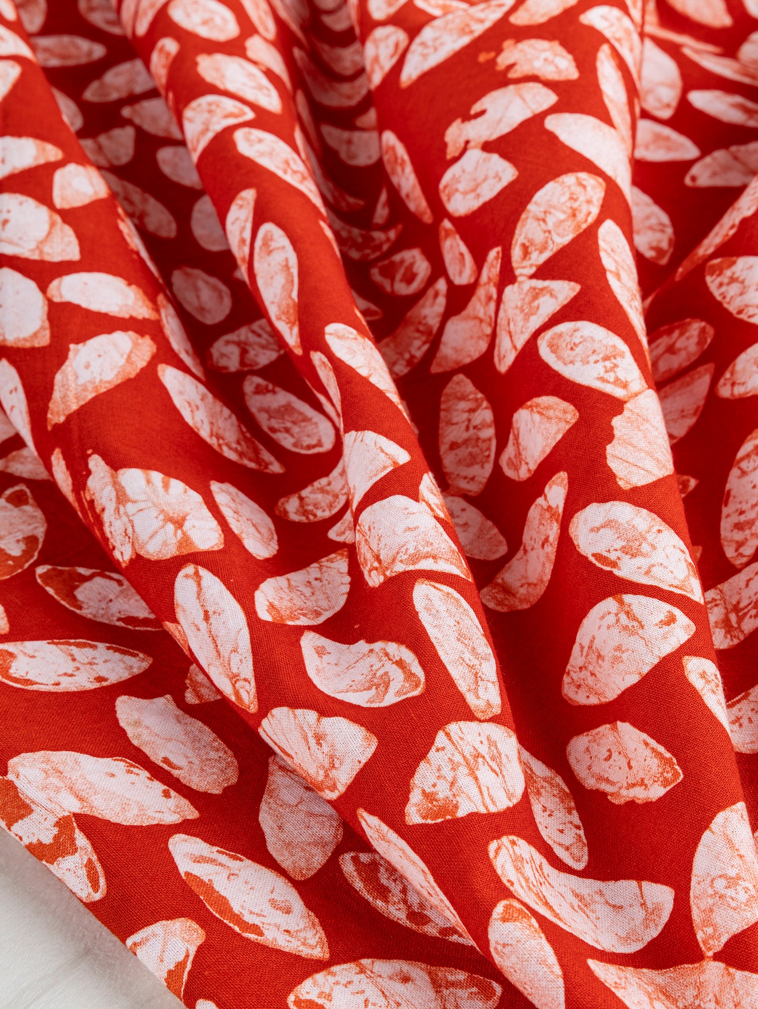 F-COT323-Leaf-Artisanal-Cotton-Batik-Red-White-Core-Fabrics-scrunched