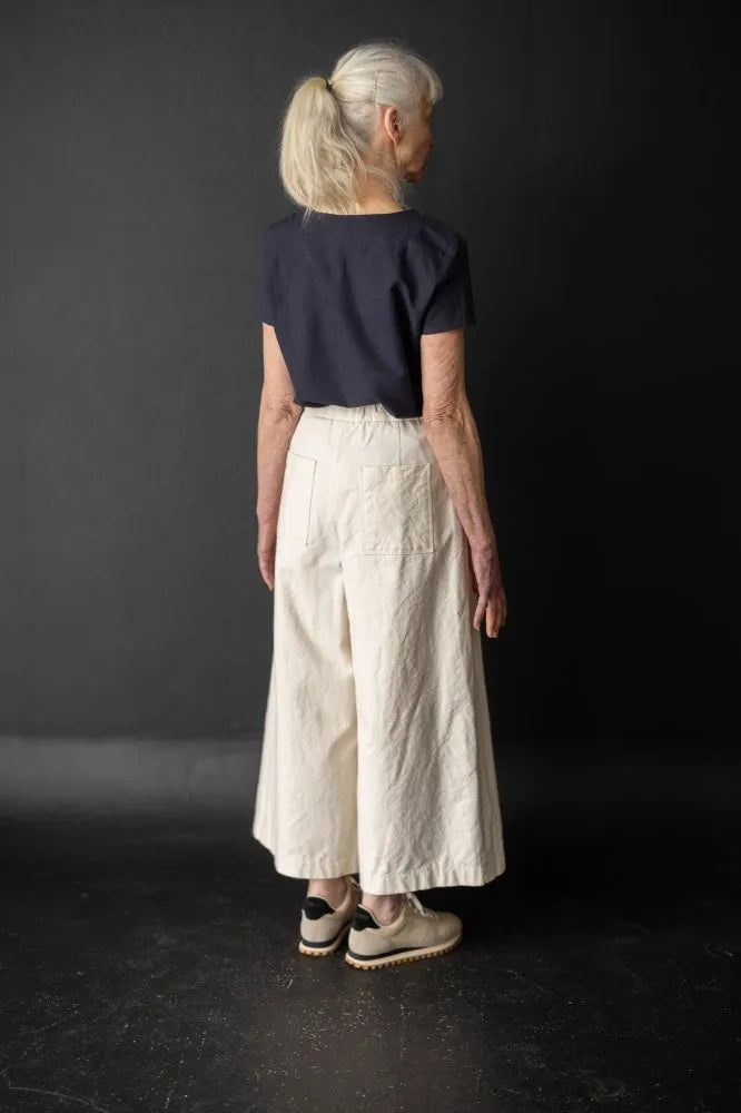 Merchant-and-Mills-Printed-Paper-Sewing-Pattern-Juno-Pants-back.webp