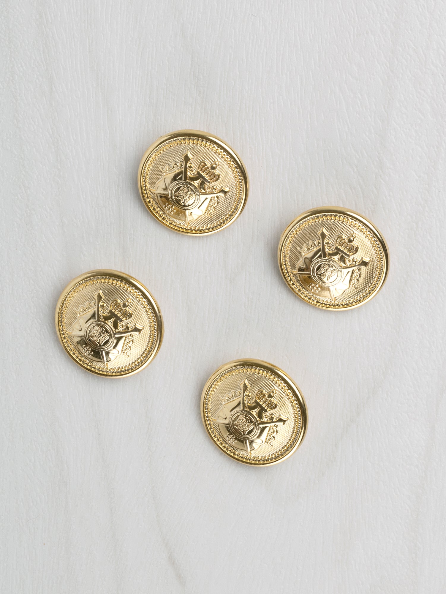 Royal Crest Metal Buttons 23mm (7/8") - 4 Pack