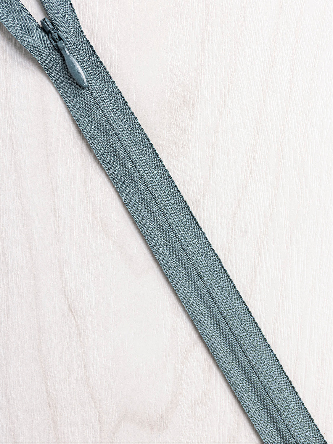 Invisible YKK Zipper - 26 Colours