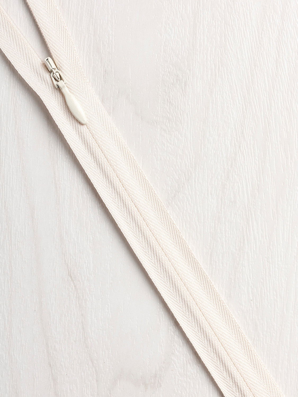 Invisible YKK Zipper - 26 Colours