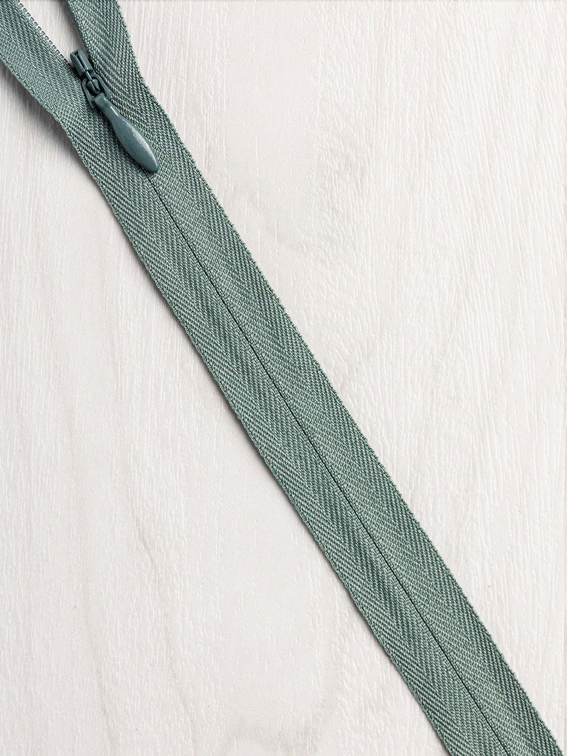 YKK Zippers 28 Inch - A Threaded Needle