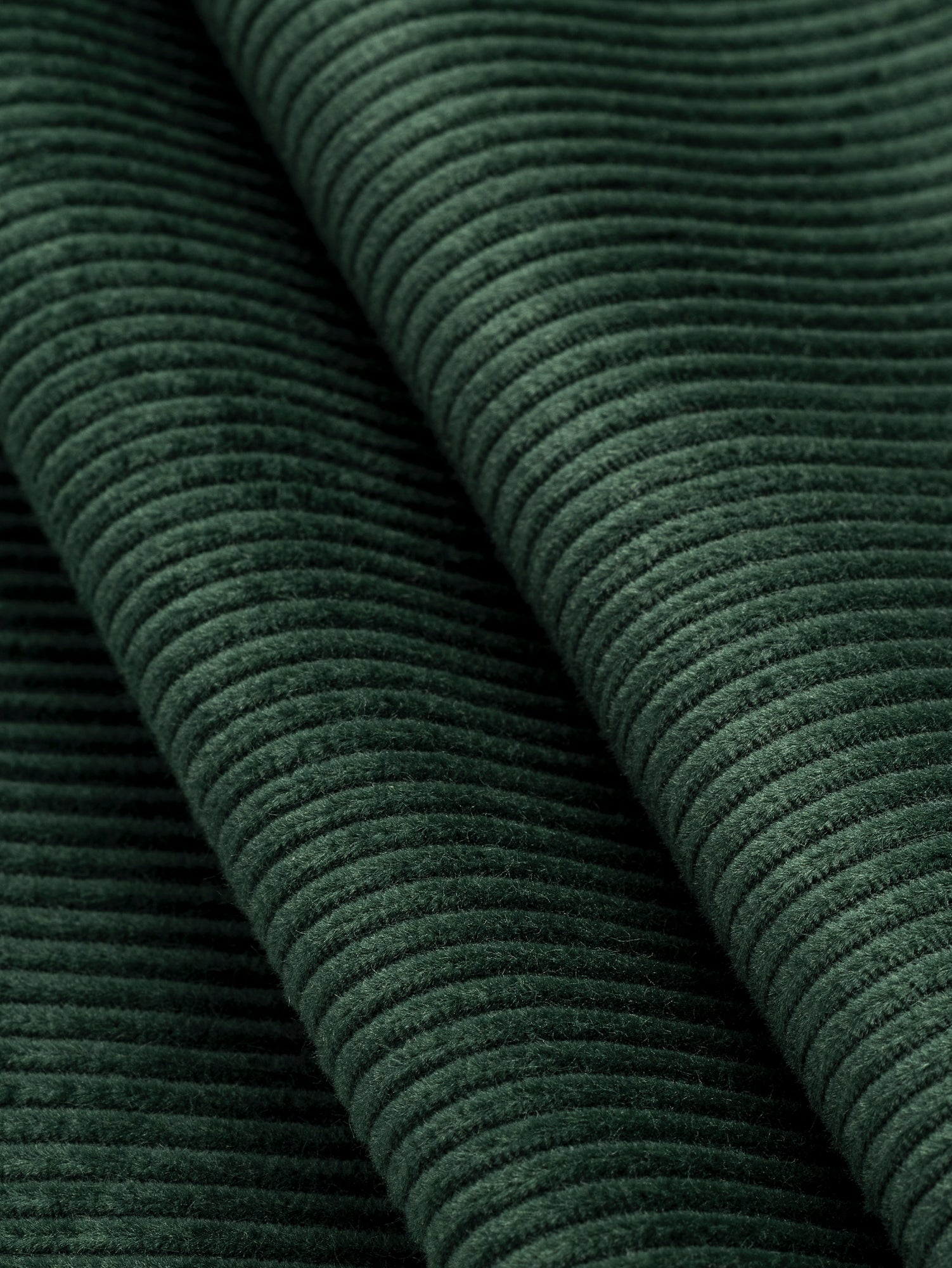 F-COT398-002-Organic-Cotton-NonStretch-8-Wale-Corduroy-Forest-Green-Core-Fabrics-fold.JPG