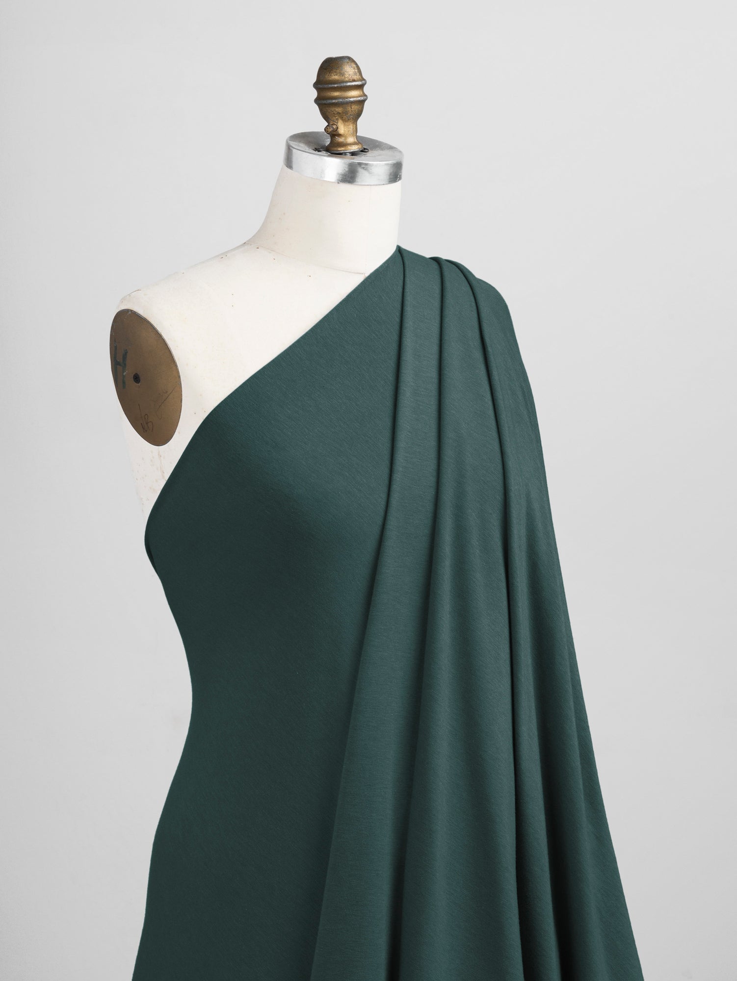 F-TEN008-022-Organic-Cotton-Tencel-Stretch-Knit-Jersey-Cyprès-Core-Fabrics-draped