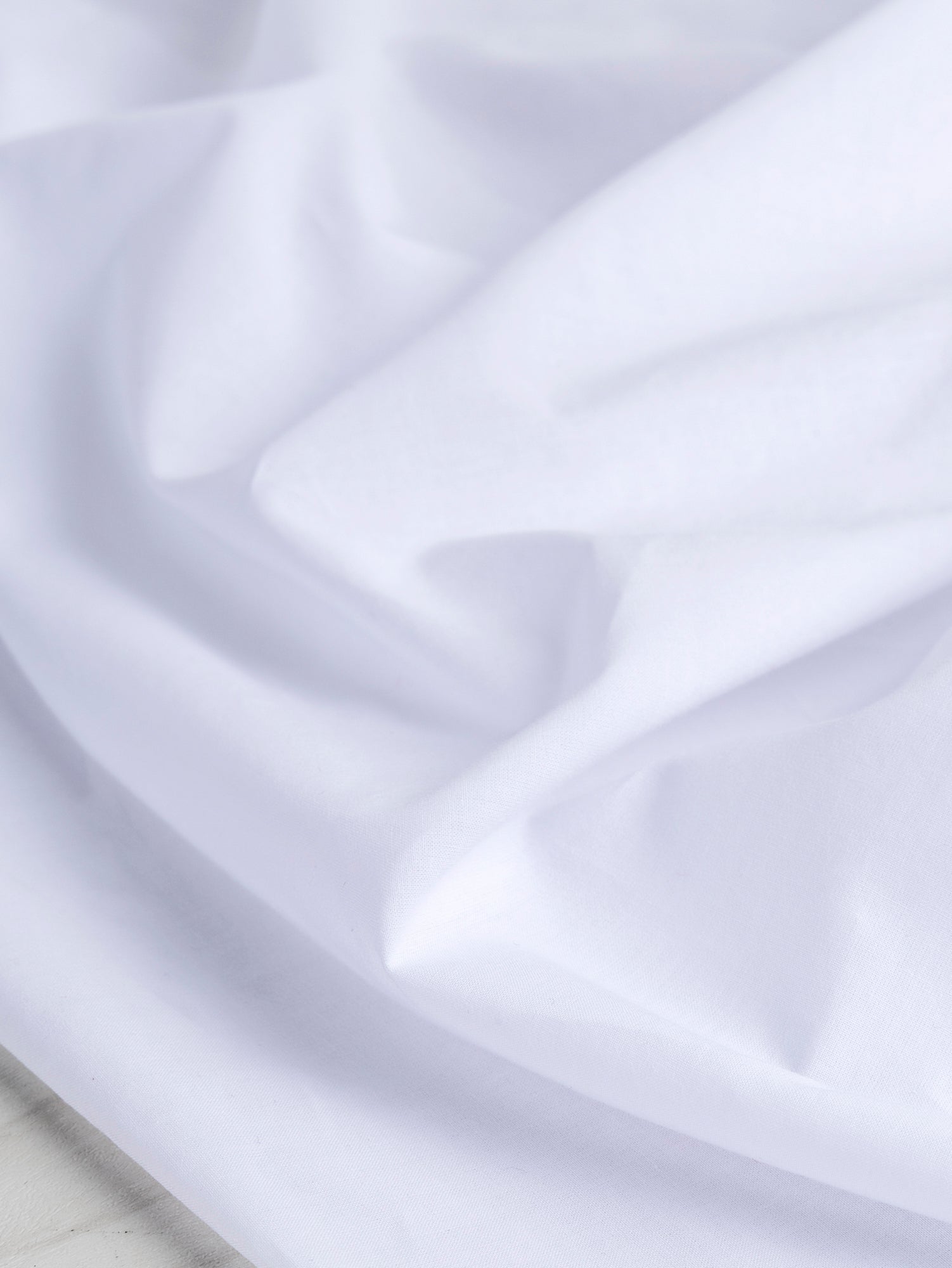 F-COT340-001-Organic-Cotton-Voile-White-Core-Fabrics-scrunched