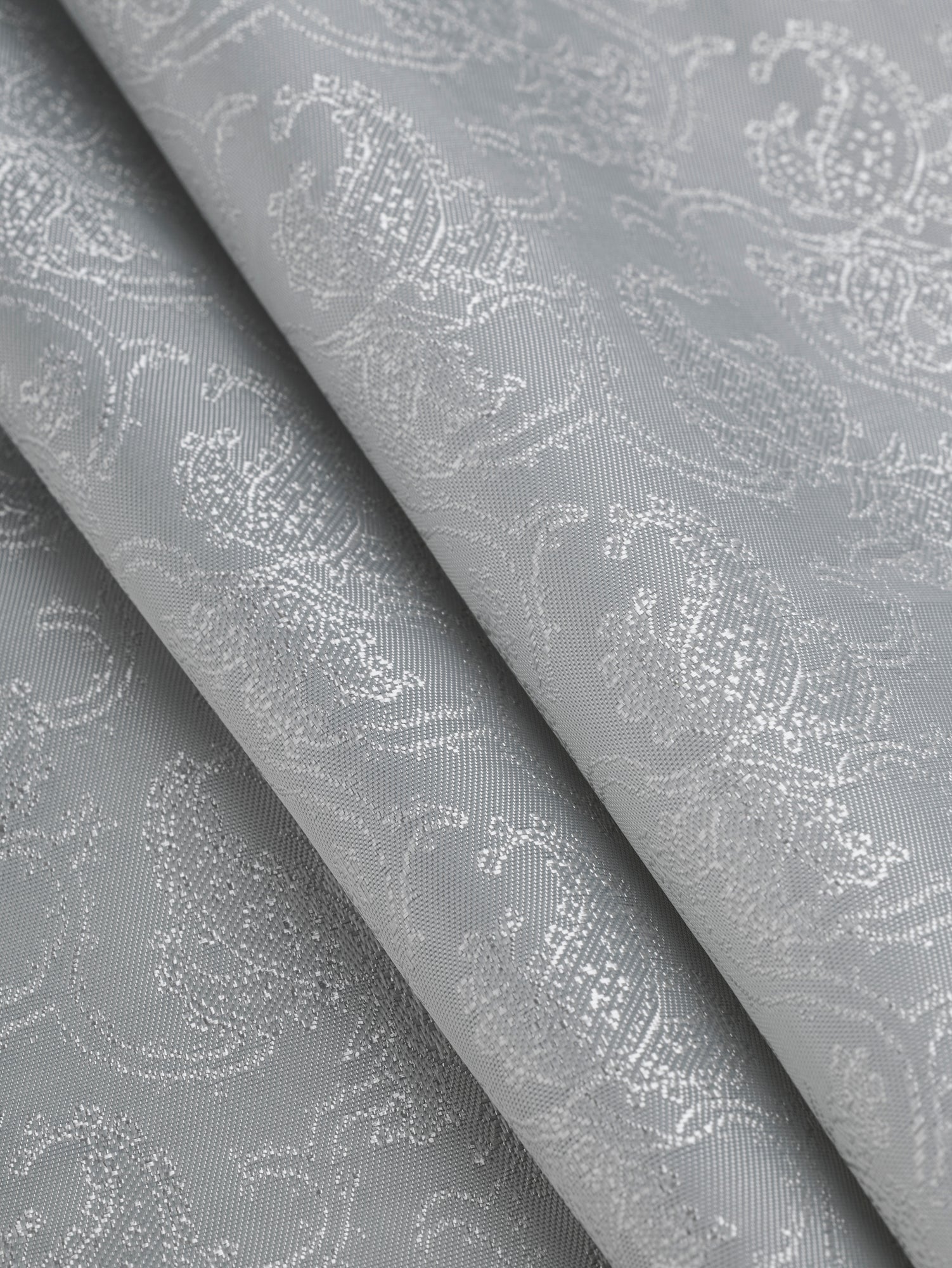F-DEA088-002-Paisley-Jacquard-Lining-Deadstock-Grey-Core-Fabrics-fold.JPG