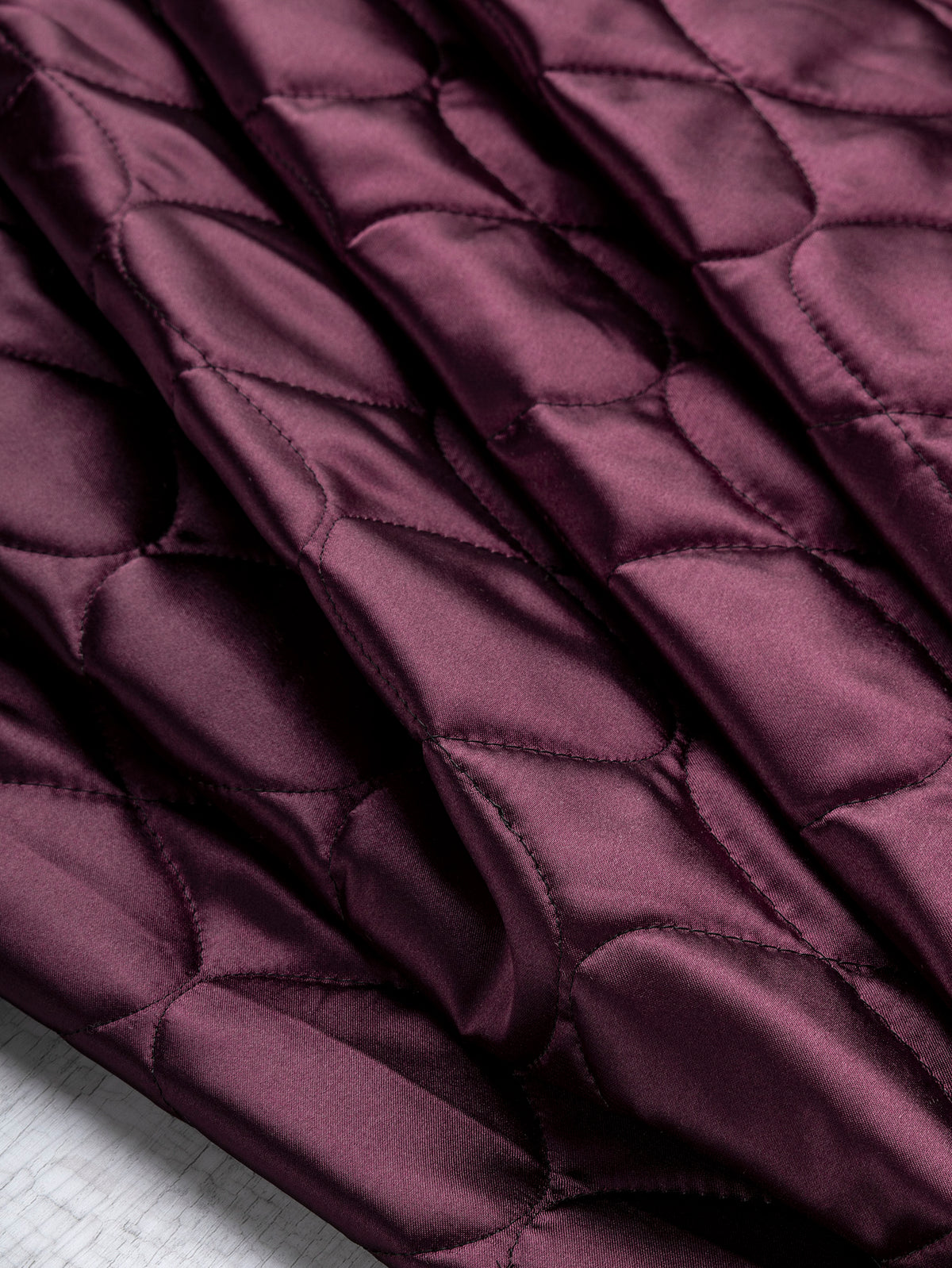 F-DEA260-002-Quilted-Lining-Deadstock-Bordeaux-Core-Fabrics-scrunched.webp