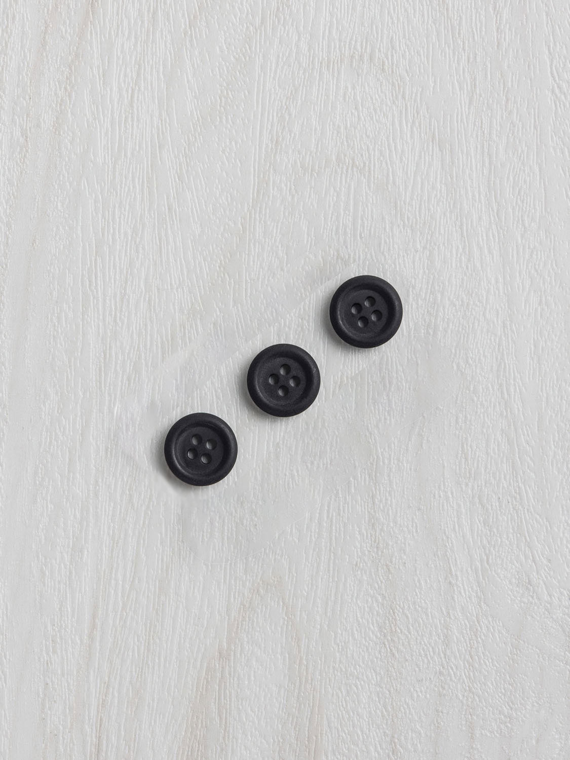 Recycled-Paper-Buttons-16mm-Black-3PK_LR.jpg