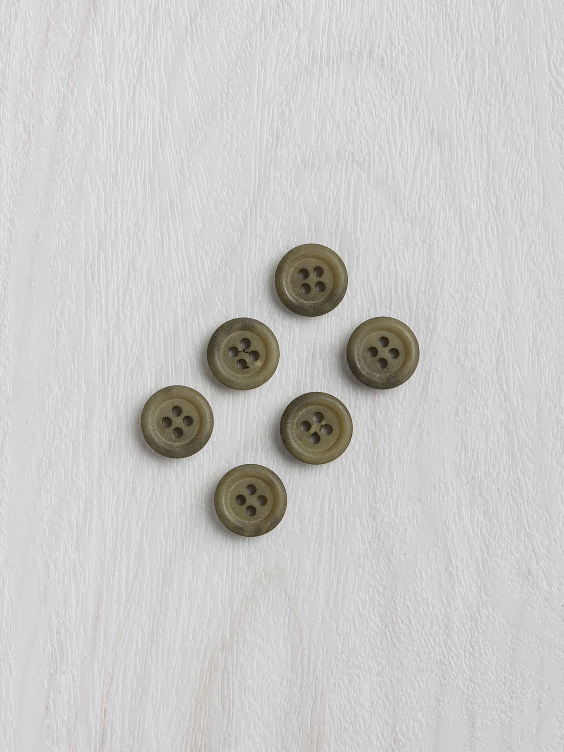 Recycled-paper-buttons-24L-khaki-6-pack.jpg