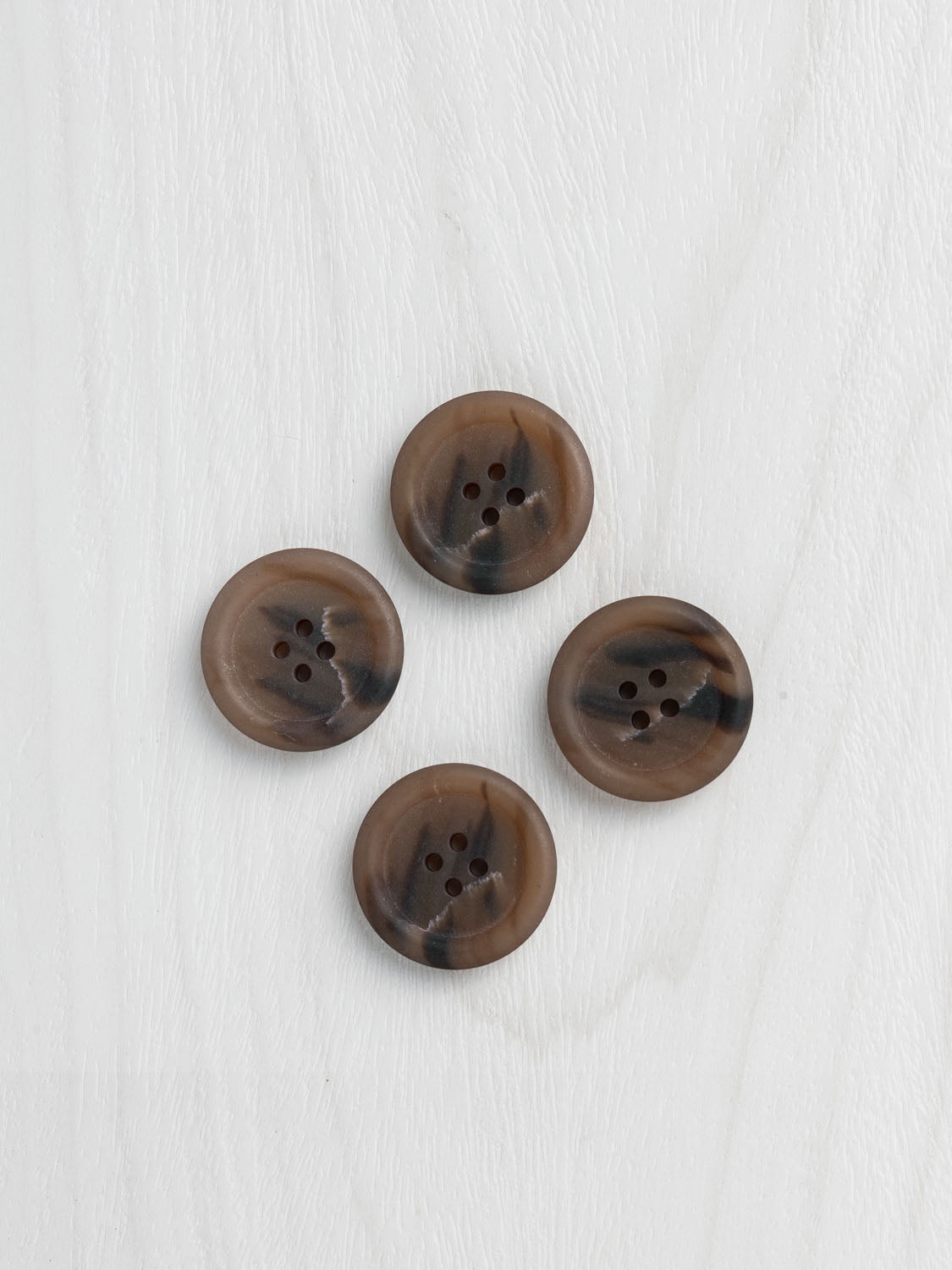 Recycled-paper-buttons-40L-brown-4-pack.jpg