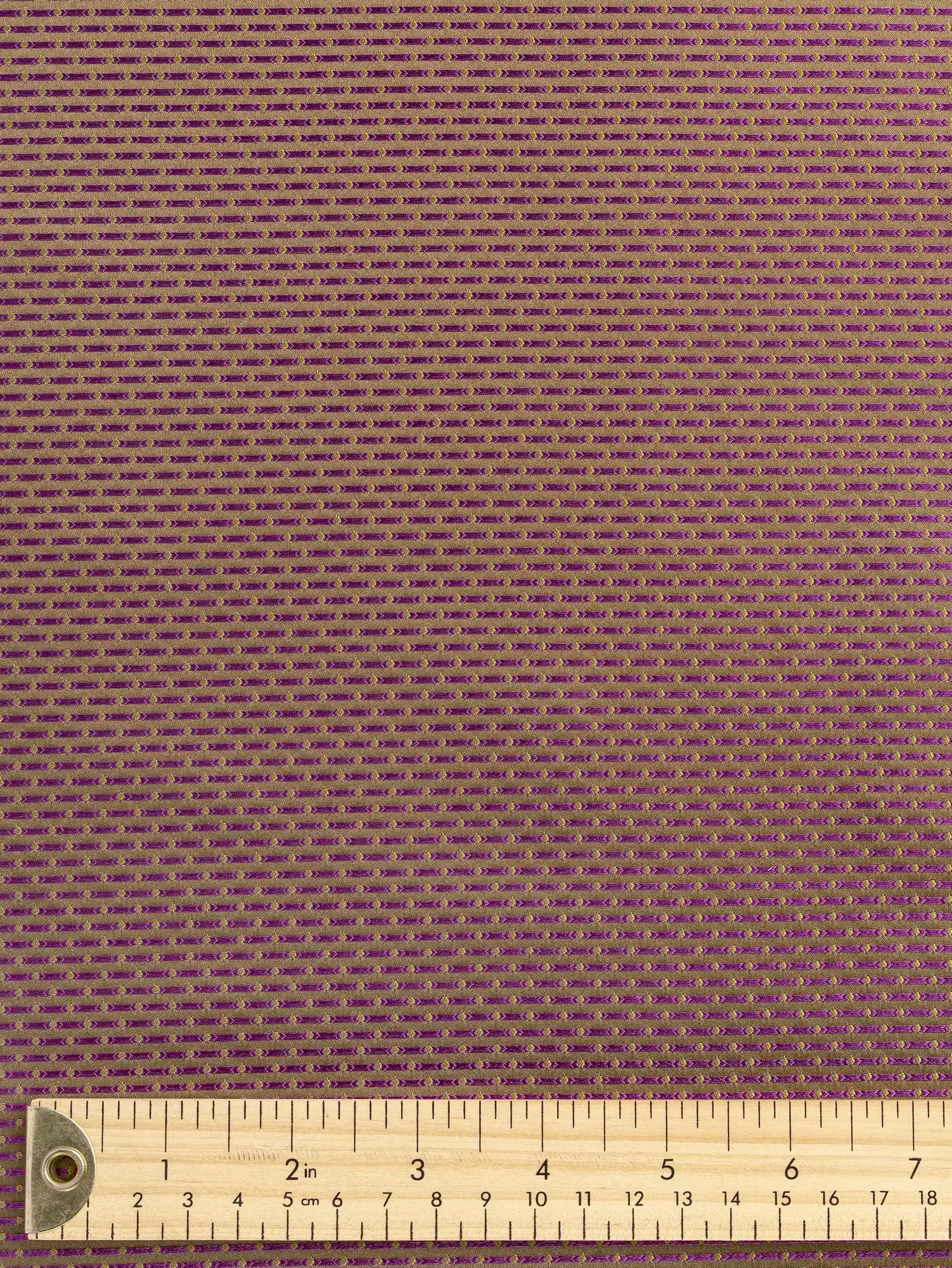 F-DEA191-Reversible-Silk-Jacquard-Deadstock-Olive-and-Purple-Core-Fabrics-ruler.webp