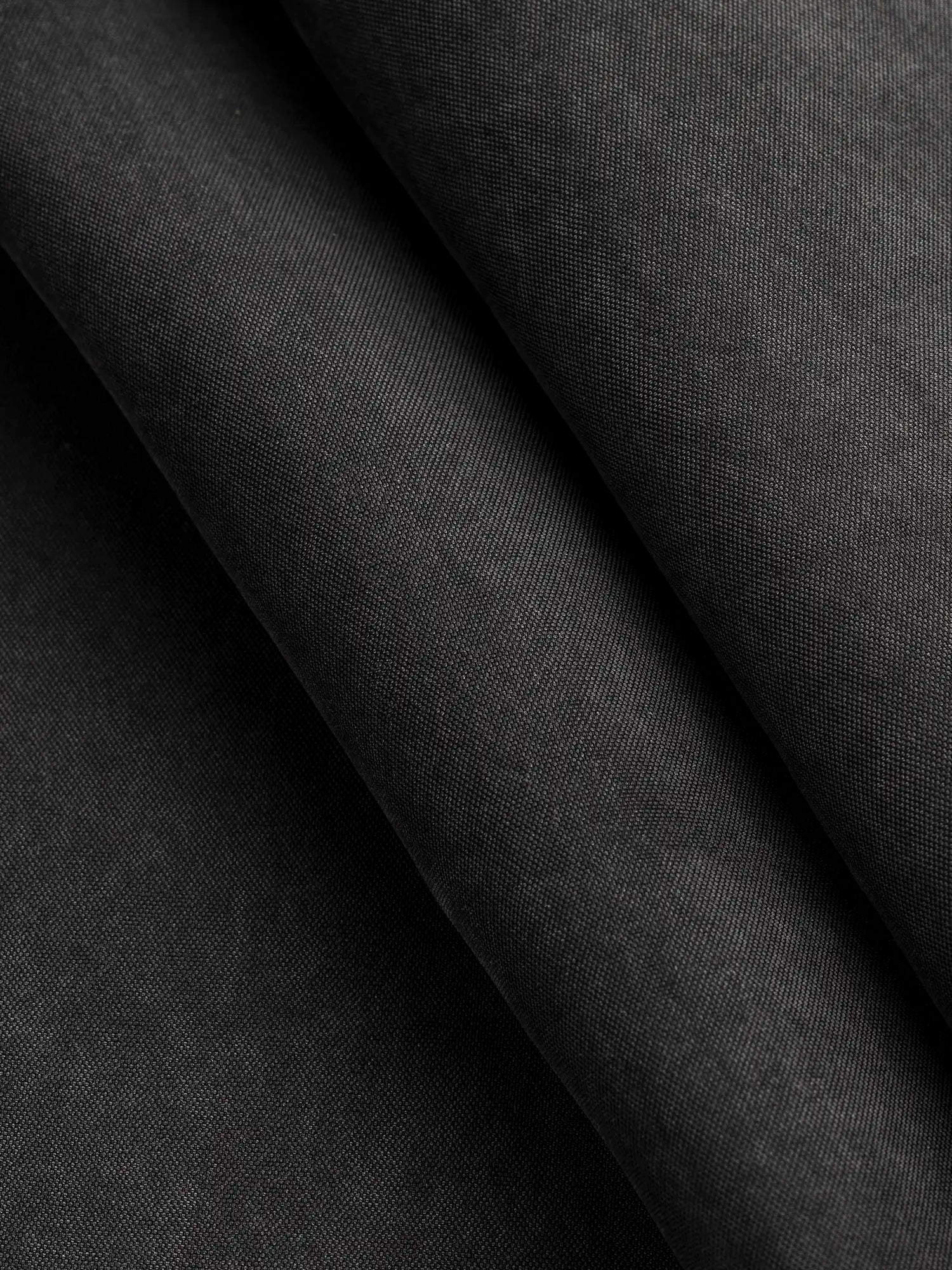 F-TEN018-001-Sandwashed-Tencel-Lyocell-Viscose-Black-Core-Fabrics-fold.webp