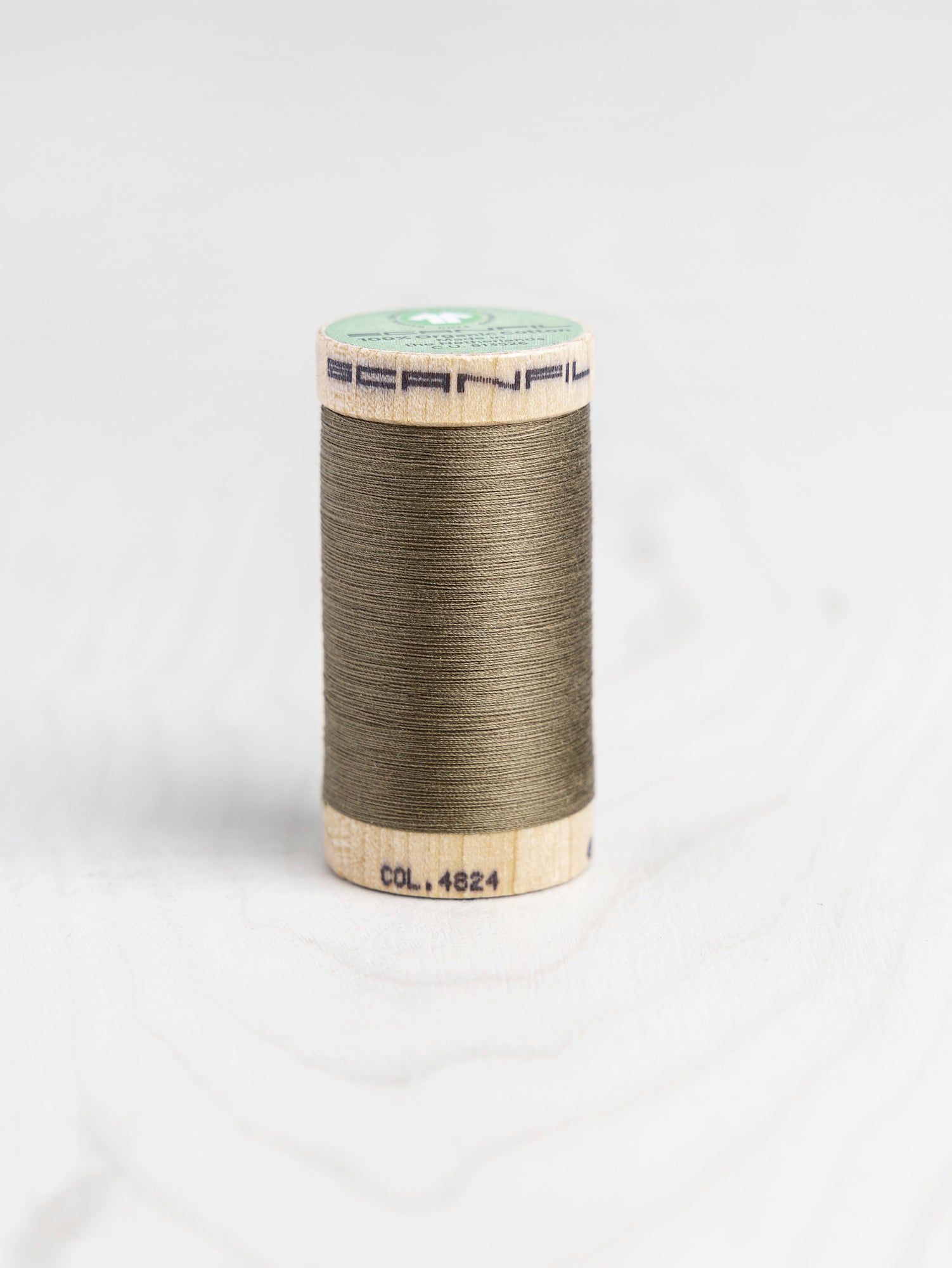 T-COT002-4824-Scanfil-Organic-Cotton-50wt-Thread-500-yard-Lead-Gray-4824-Core-Fabrics