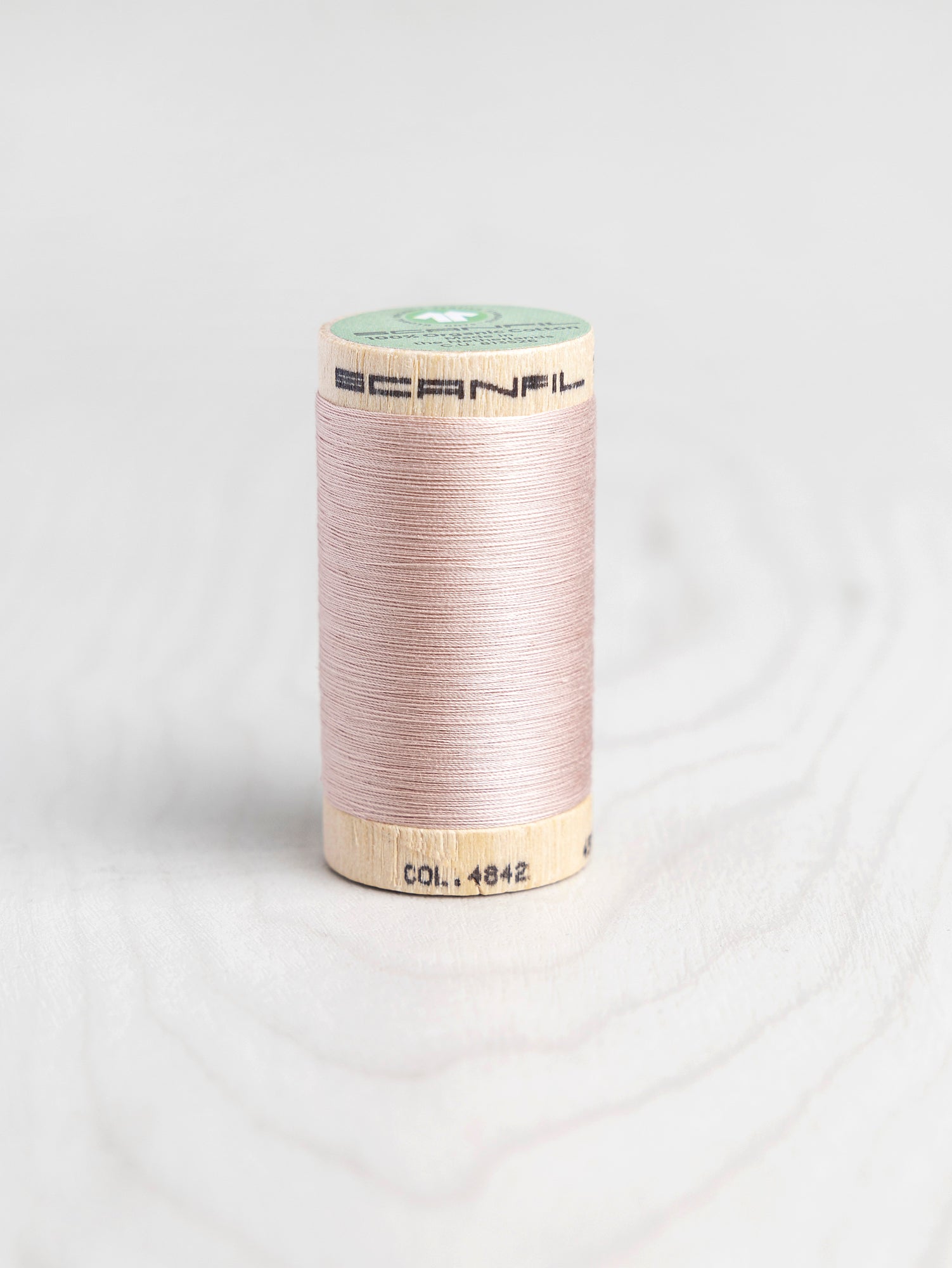 T-COT002-4842-Scanfil-Organic-Cotton-50wt-Thread-500-yard-Rose-Smoke-4842-Core-Fabrics