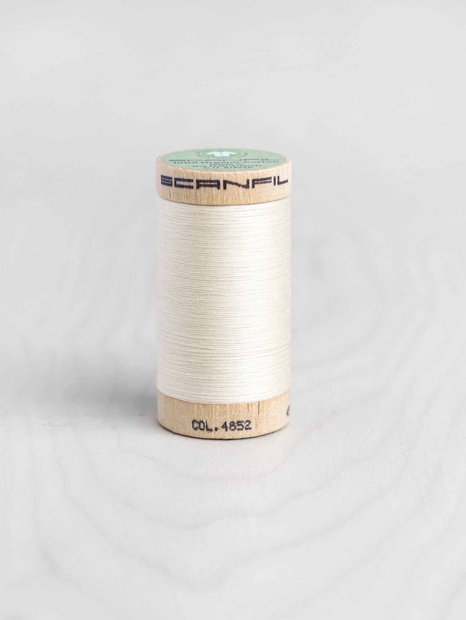 T-COT002-4852-Scanfil-Organic-Cotton-50wt-Thread-500-yard-Solitary-Star-4852-Core-Fabrics