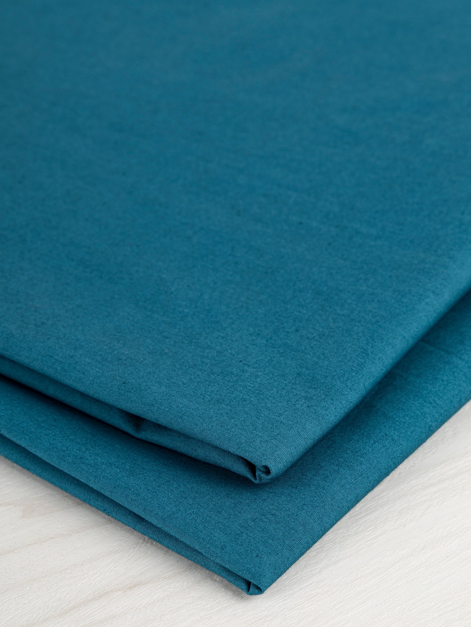 F-COT250-011-Signature-Crisp-Cotton-Poplin-Dragon-Fly-Core-Fabrics-fold.JPG