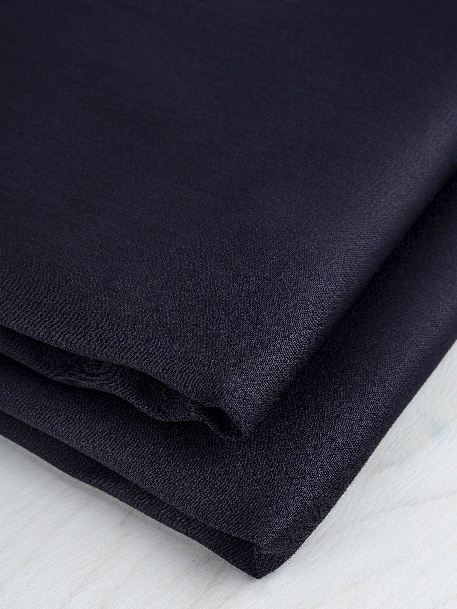 F-DEN032-Stretch-Cotton-Poly-Twill-Deadstock-Dark-Navy-Core-Fabrics-fold.JPG
