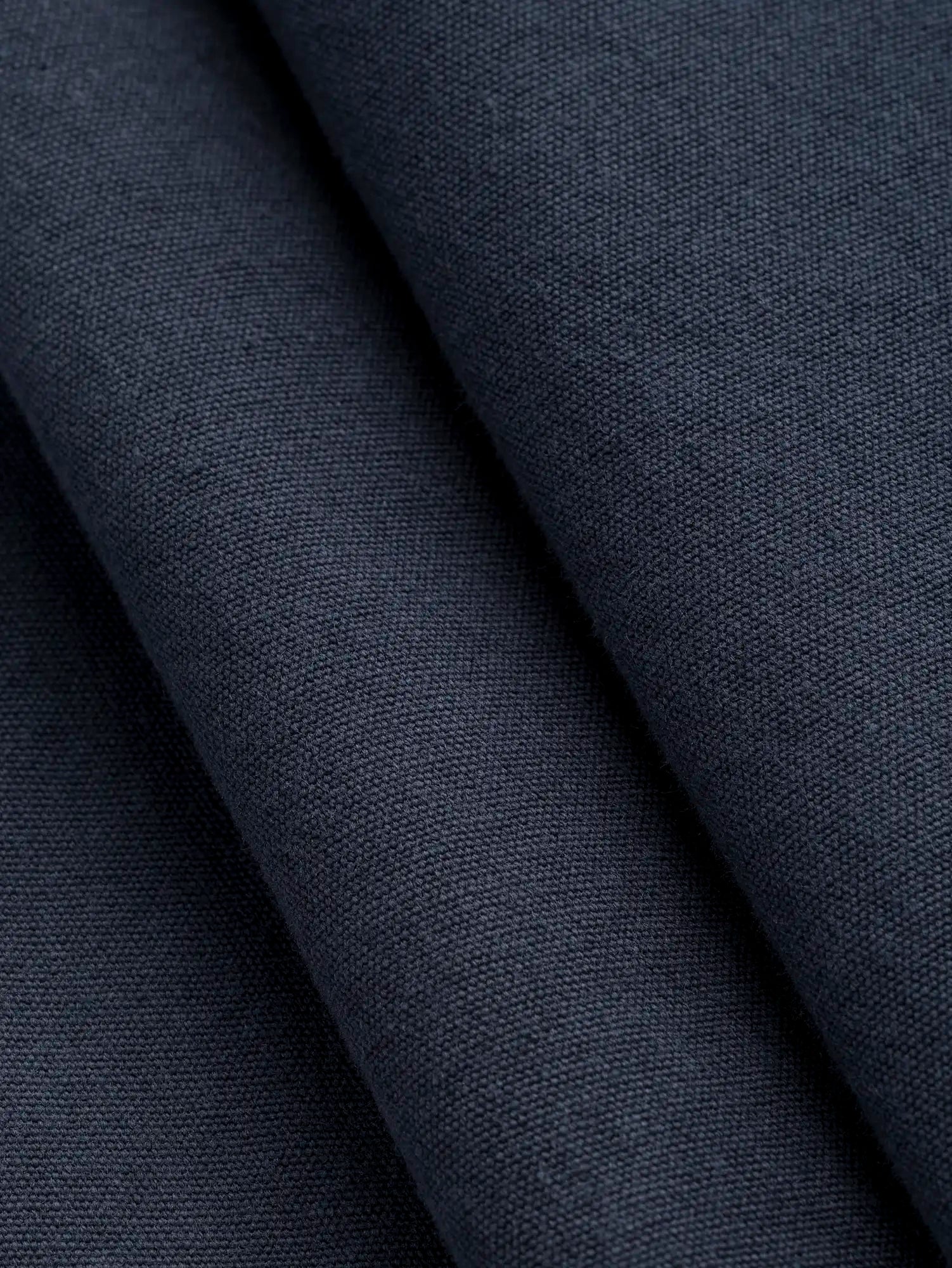 F-COT230-013-Substantial-Organic-Cotton-Broadcloth-Indigo-Core-Fabrics-fold.webp