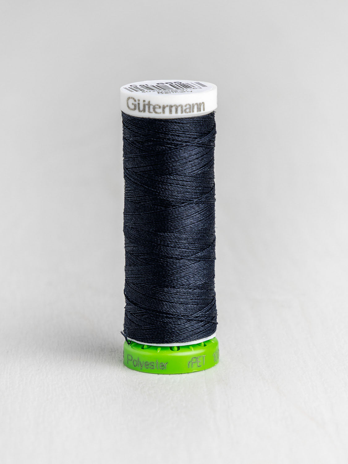 Gütermann All Purpose rPET Recycled Thread - Inkwell 665 | Core Fabrics